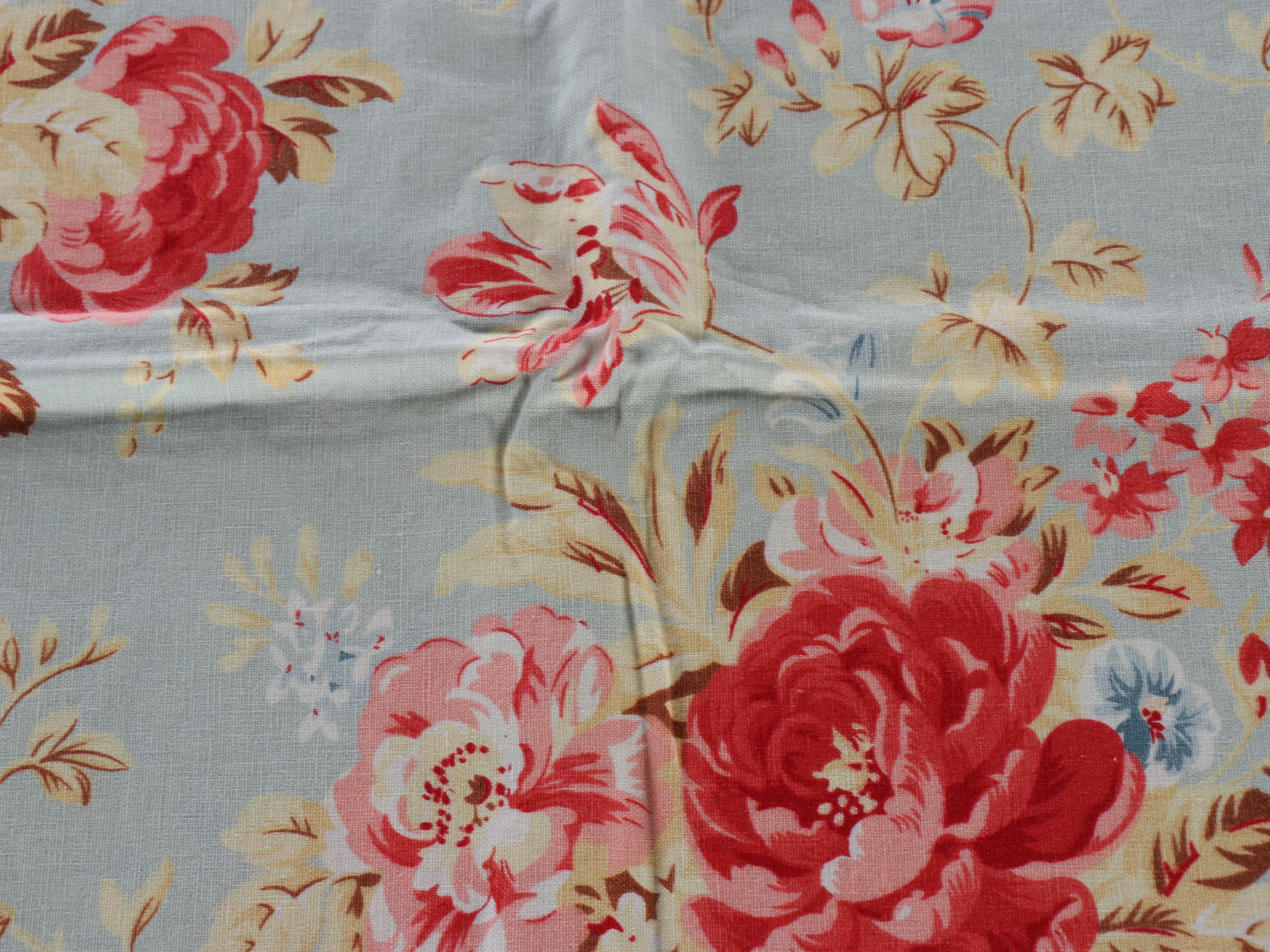 Pottery Barn Cotton Quilt and Shams, Bolster Cover with King Size Bed Skirt