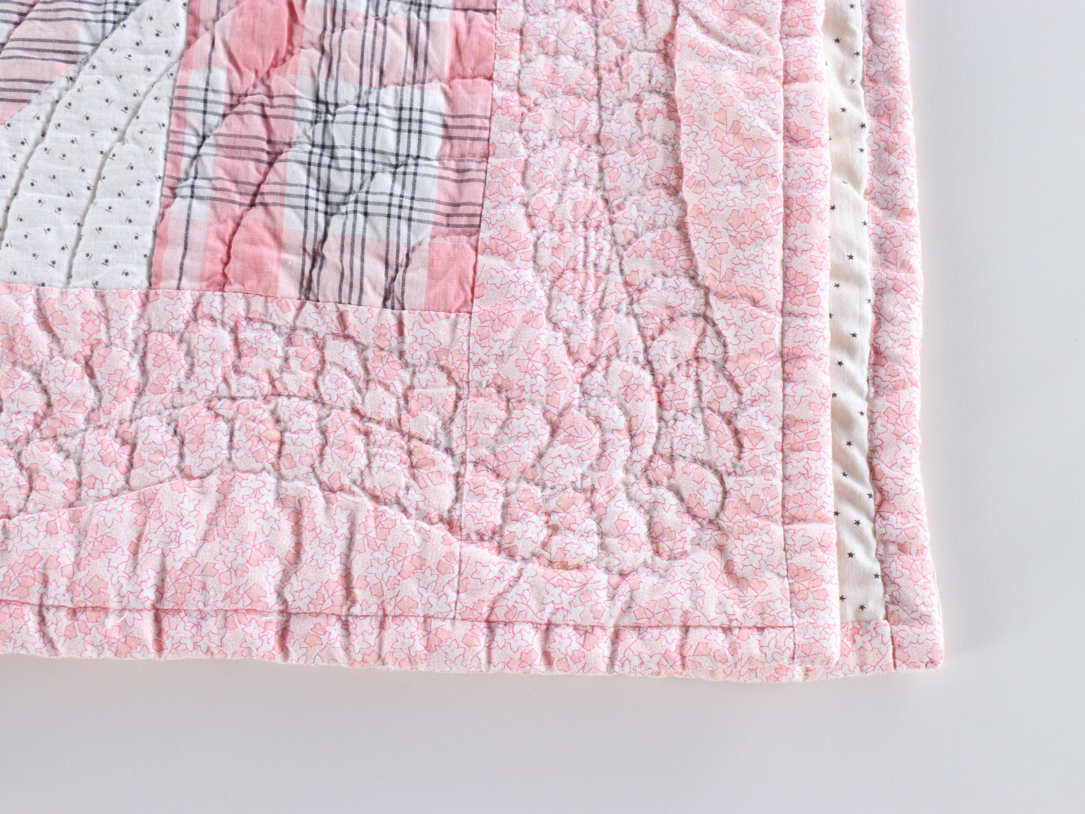 Portico 1000 TC Queen Sheet Set, Handmade Quilt & Four Twin Sheet Sets