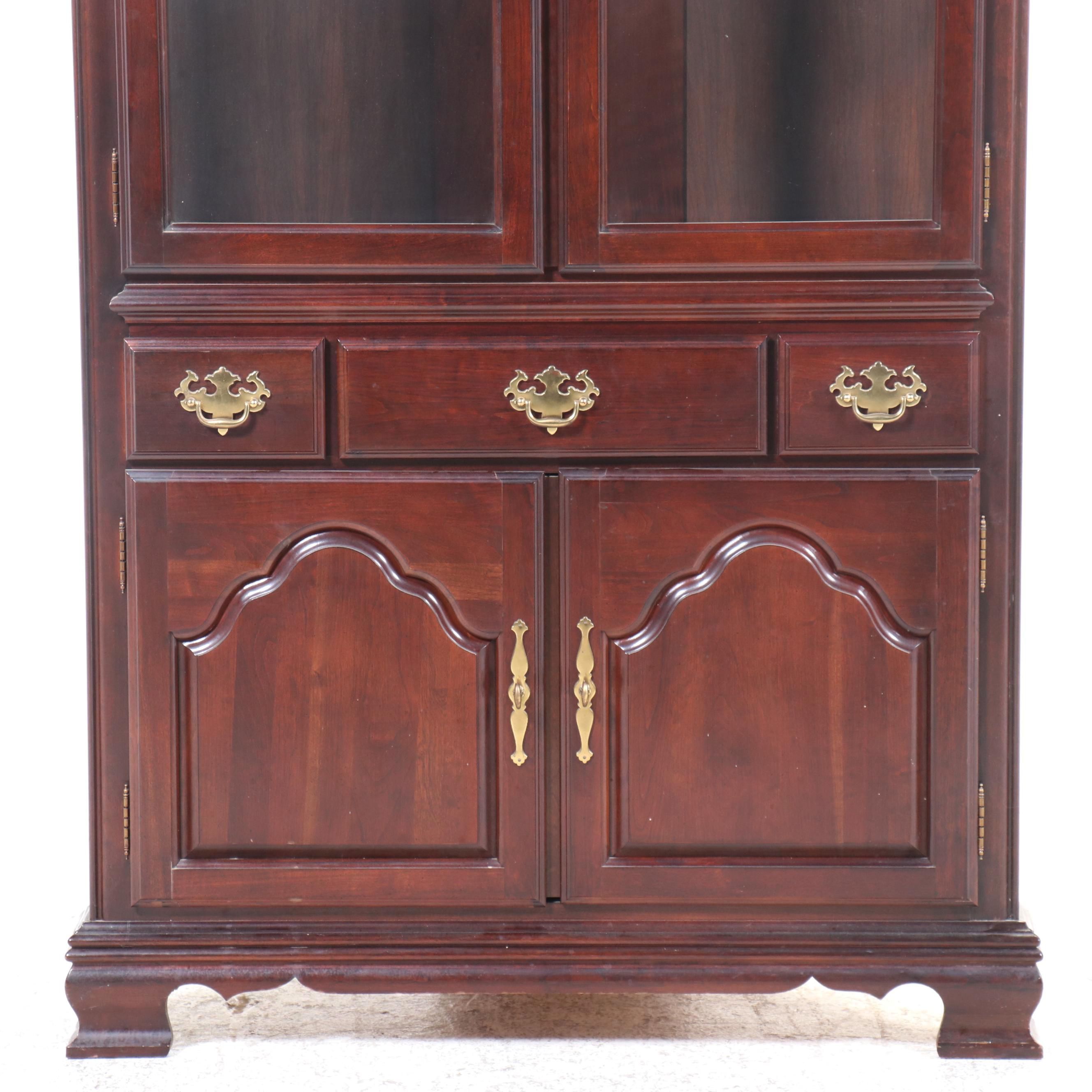 Kincaid "Cherry Mountain III" Colonial Style Cherry Corner Cabinet, Late 20th C.