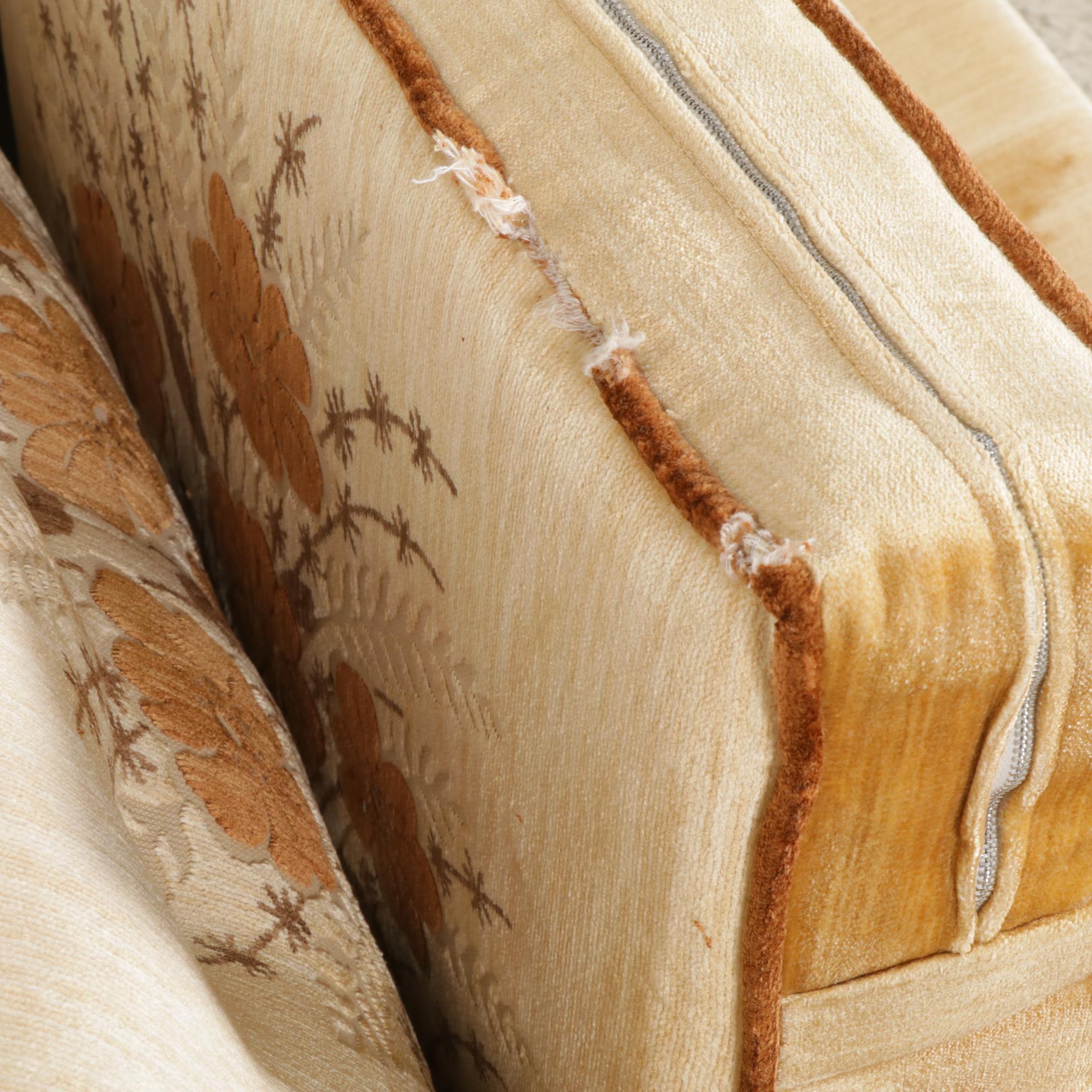 Smith Brothers of Berne Upholstered Sofa