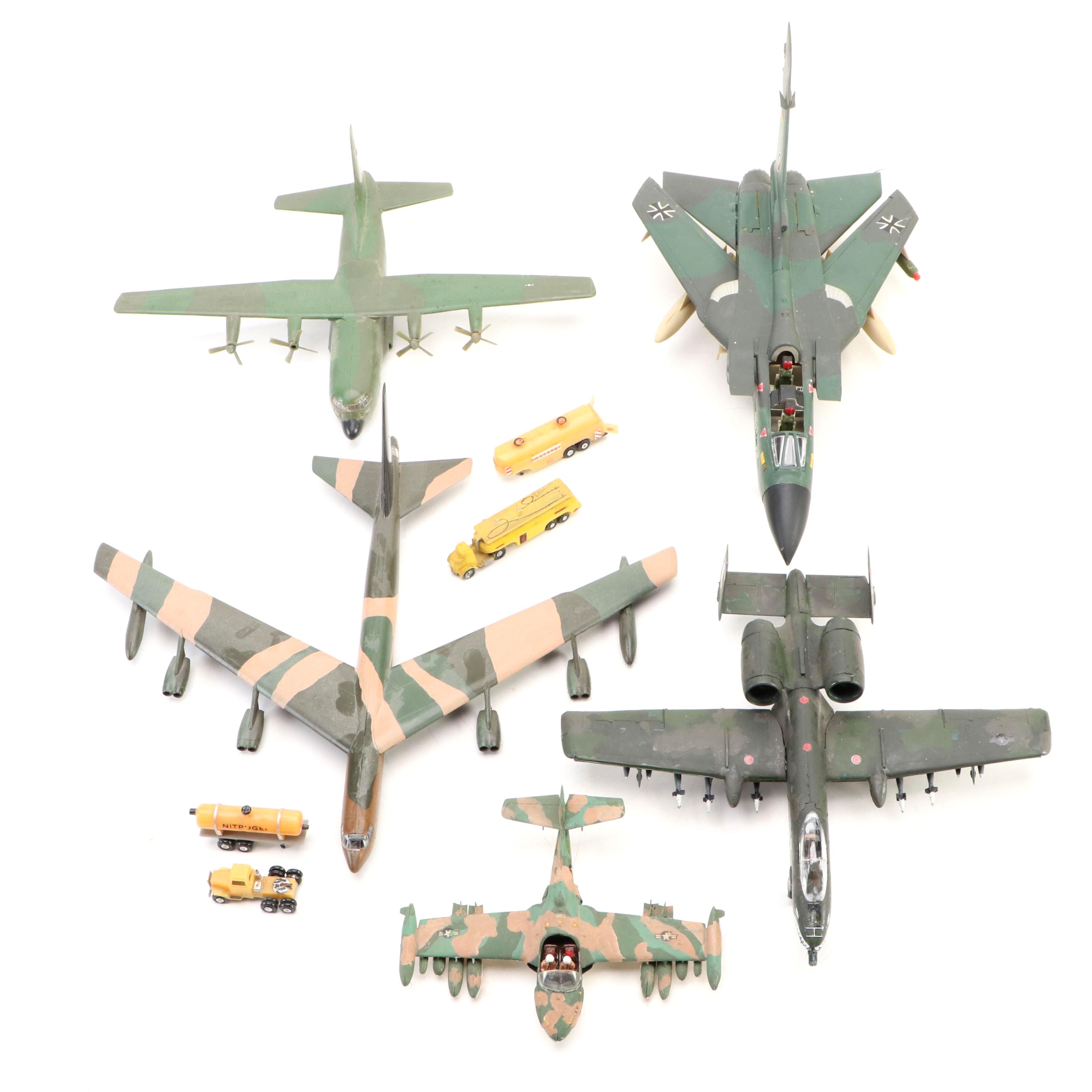 B-52 Stratofortress, Cessna A-37 Dragonfly and More Model Airplanes
