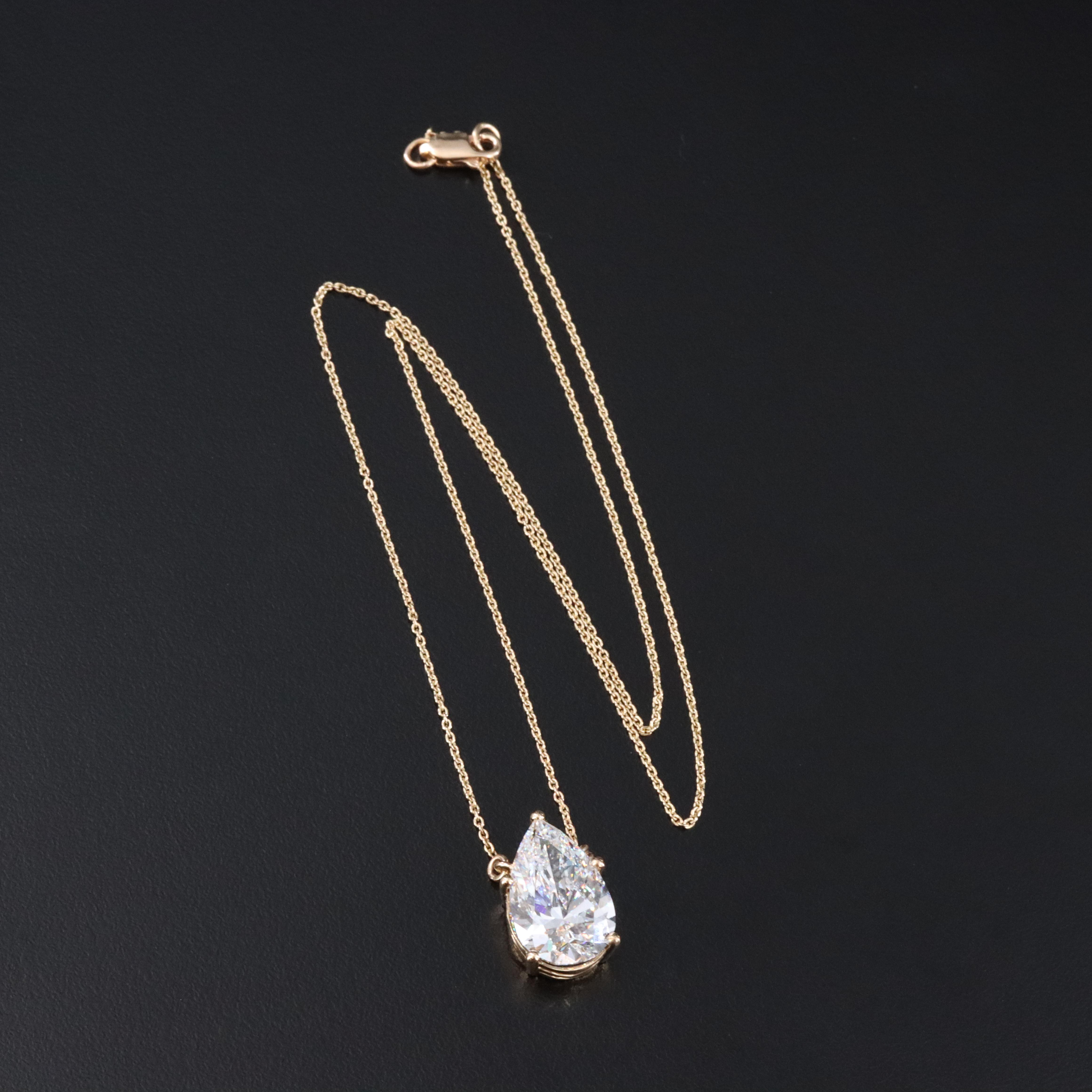 18K 5.69 CT Lab Grown Diamond Solitaire Necklace with IGI Report