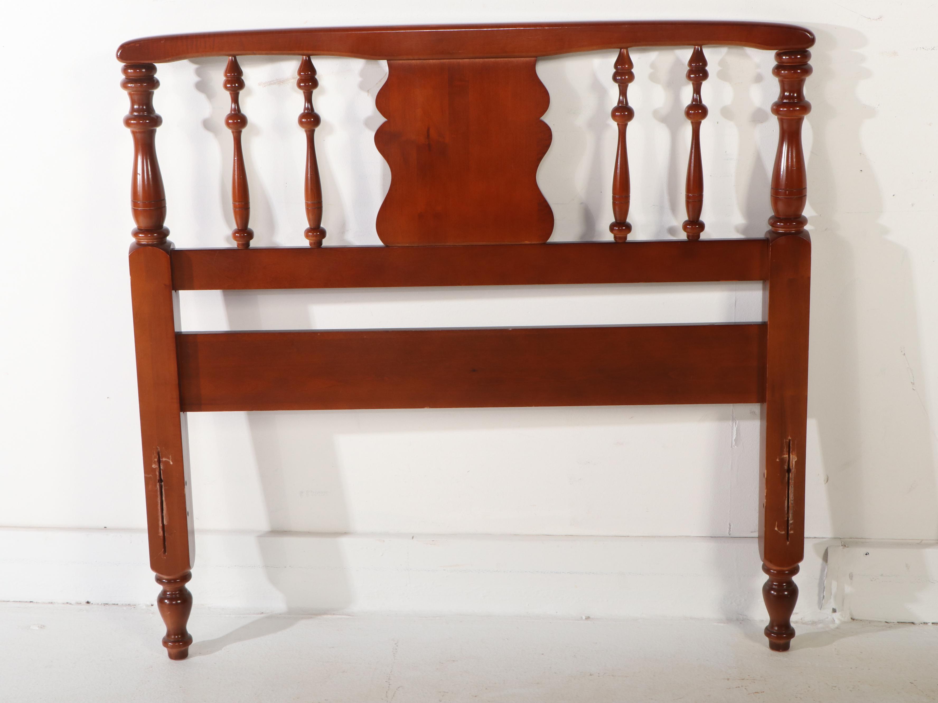 Pair of Colonial Style Maple Twin Bed Frames, Mid to Late 20th Century