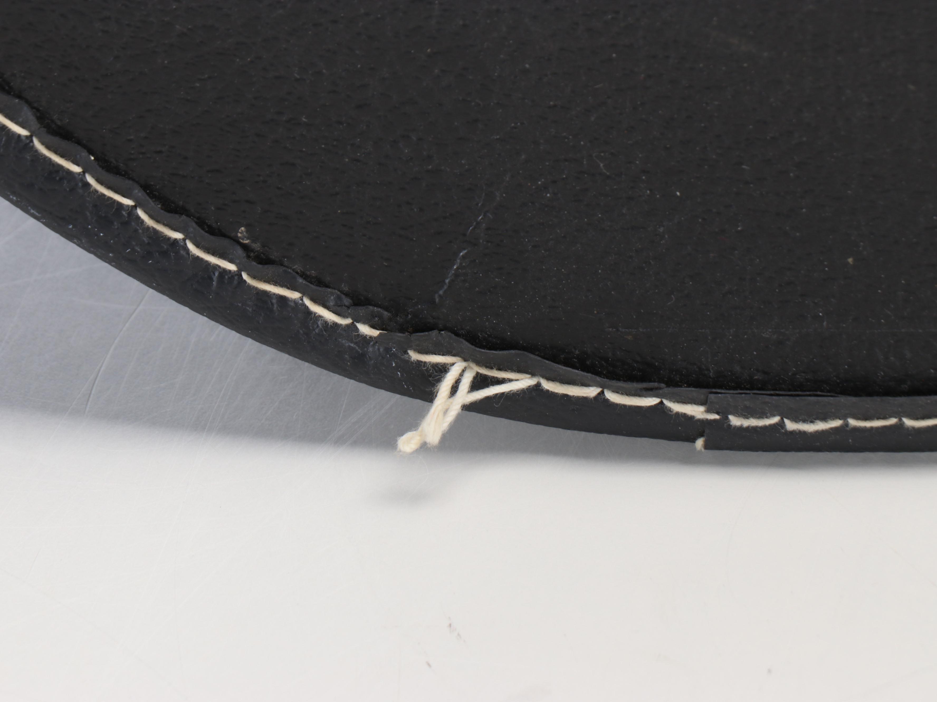 Japanese The Fame Classical Acoustic Guitar & Hard Side Case, Mid-Late 20th C