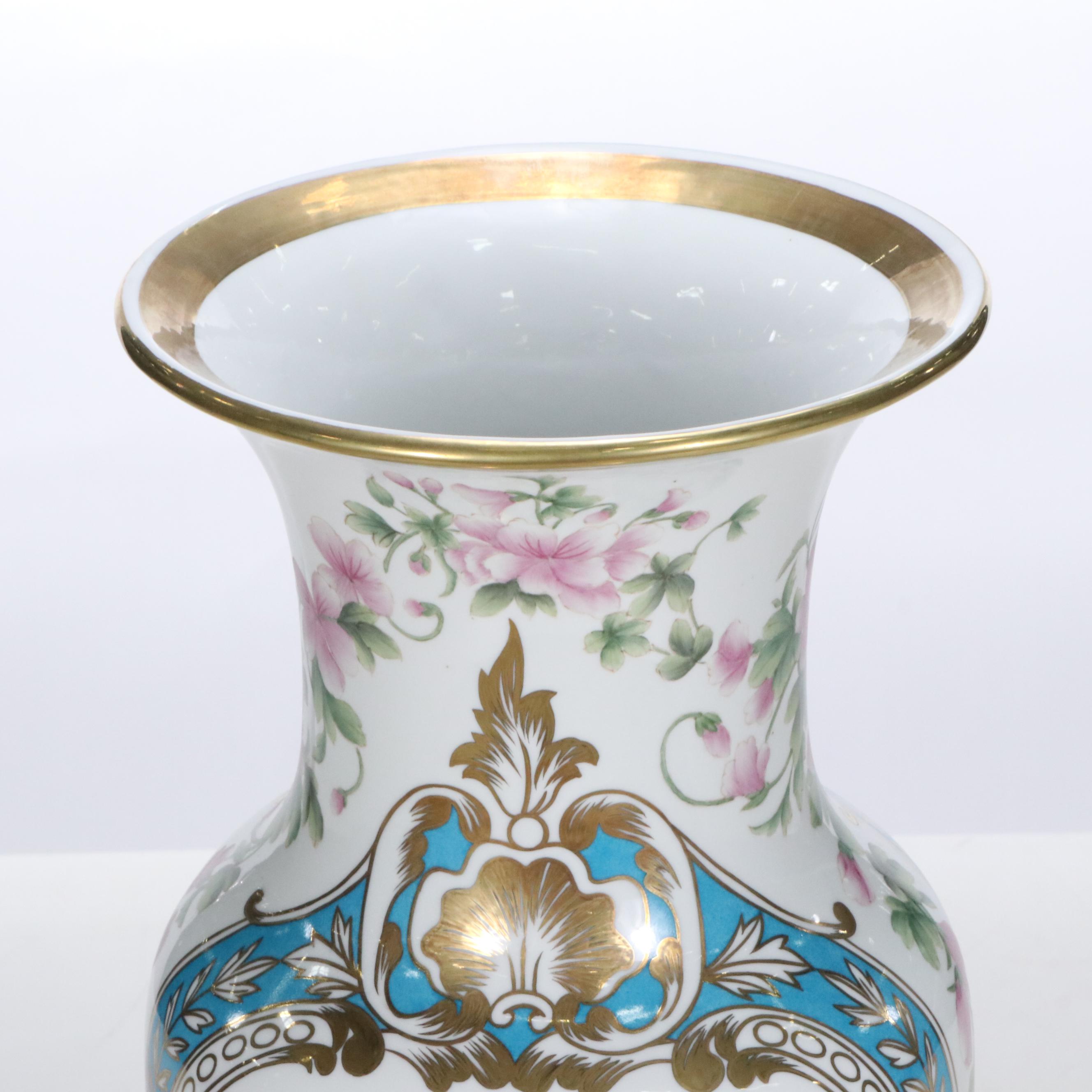 Chinese Famille Rose Porcelain Floor Vase