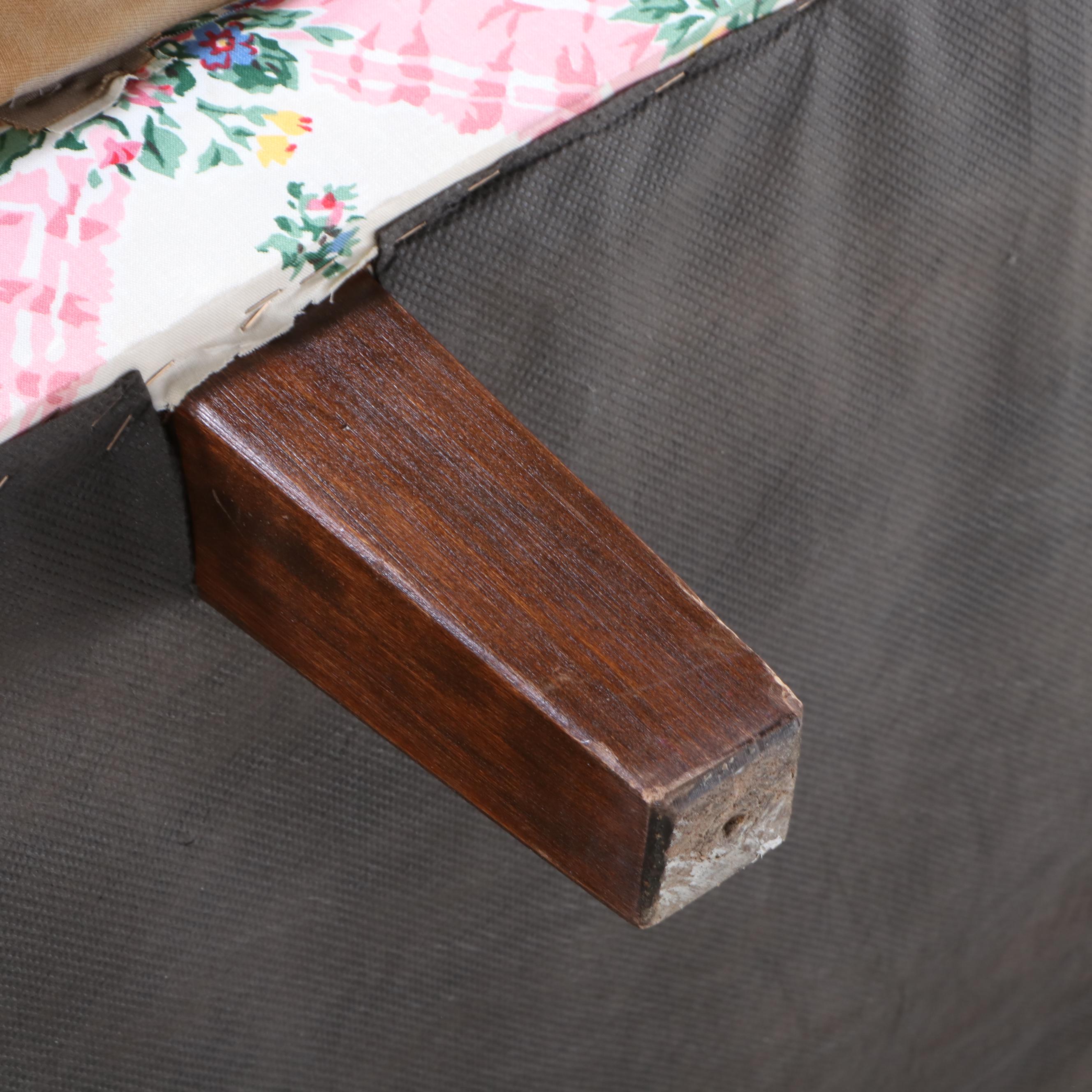 Custom-Upholstered Left-Arm-Facing Chaise Lounge, Late 20th Century