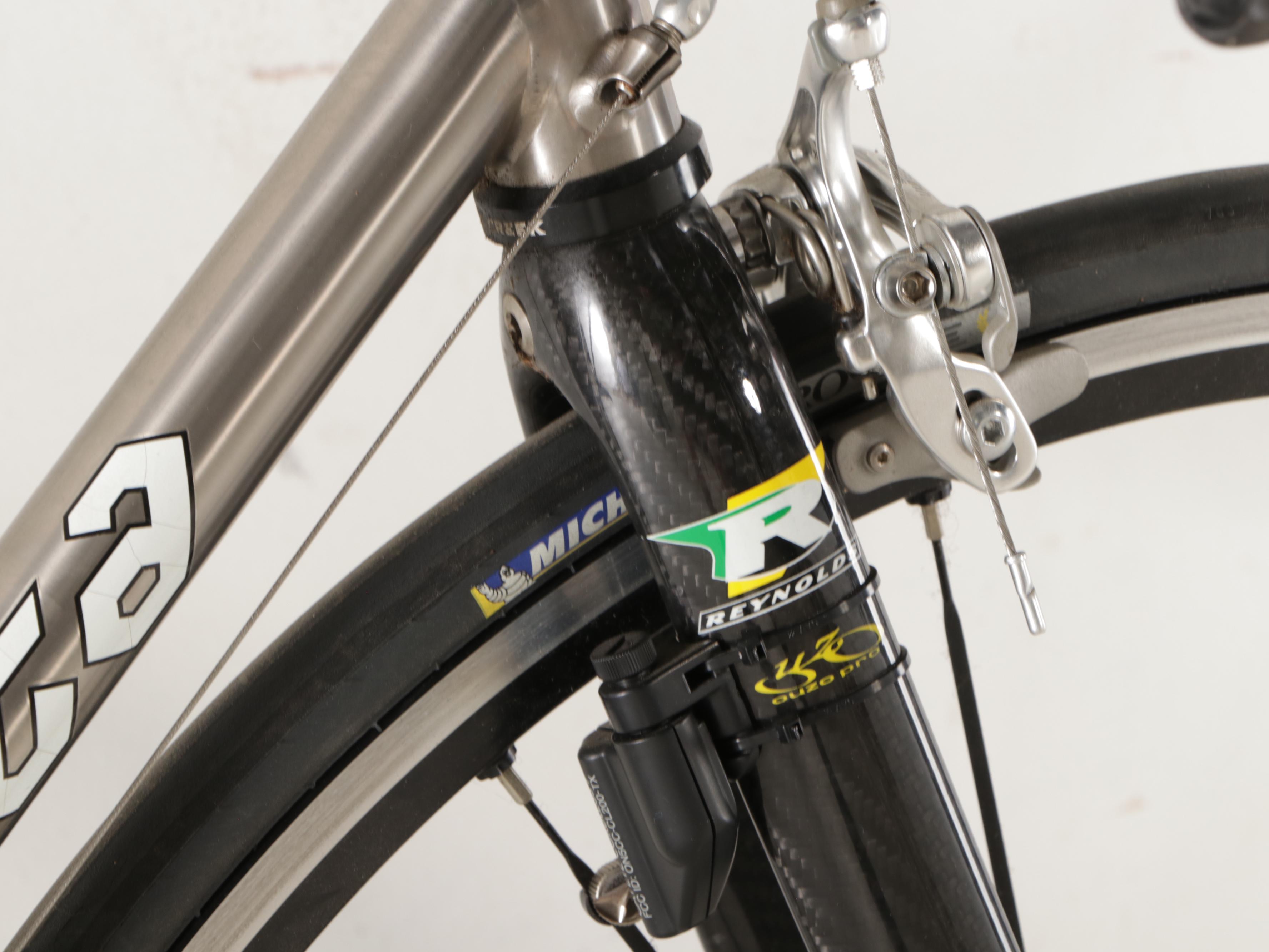 Serotta Legend Ti Titanium Road Bike with Reynolds Ouzo Pro Carbon Fiber Fork