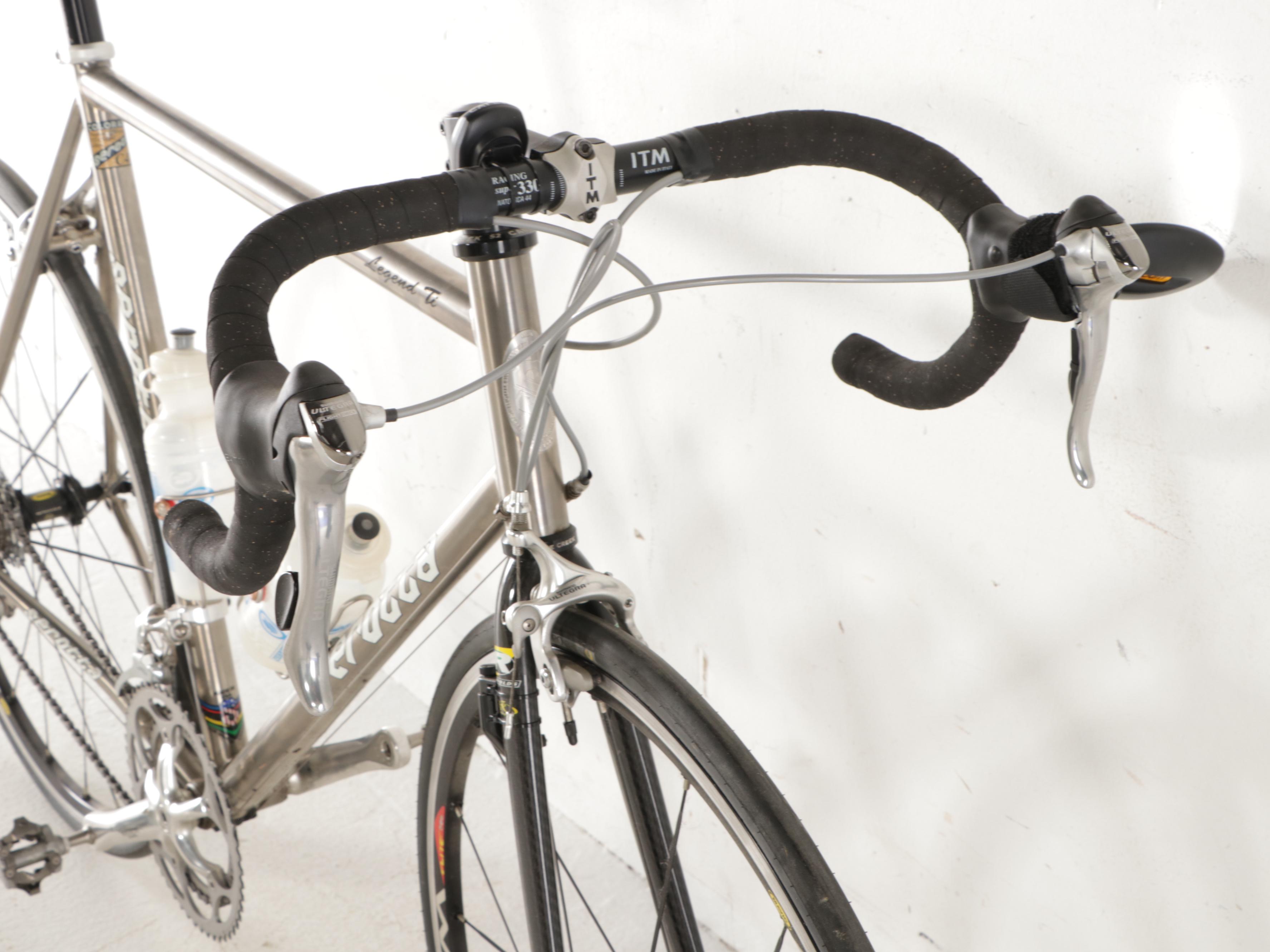 Serotta Legend Ti Titanium Road Bike with Reynolds Ouzo Pro Carbon Fiber Fork