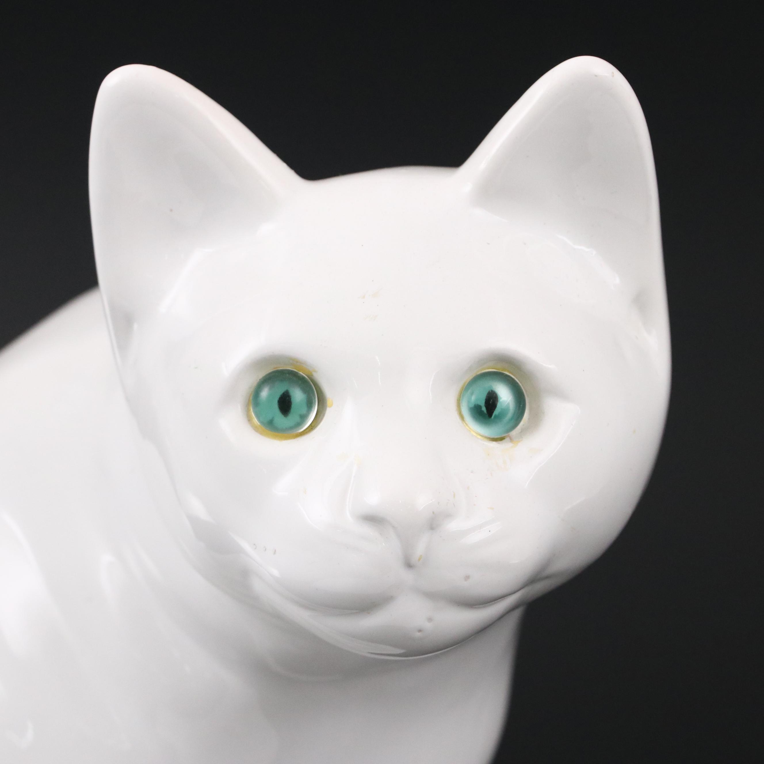 ELPA Alcobaça White Porcelain Cat with Glass Eyes