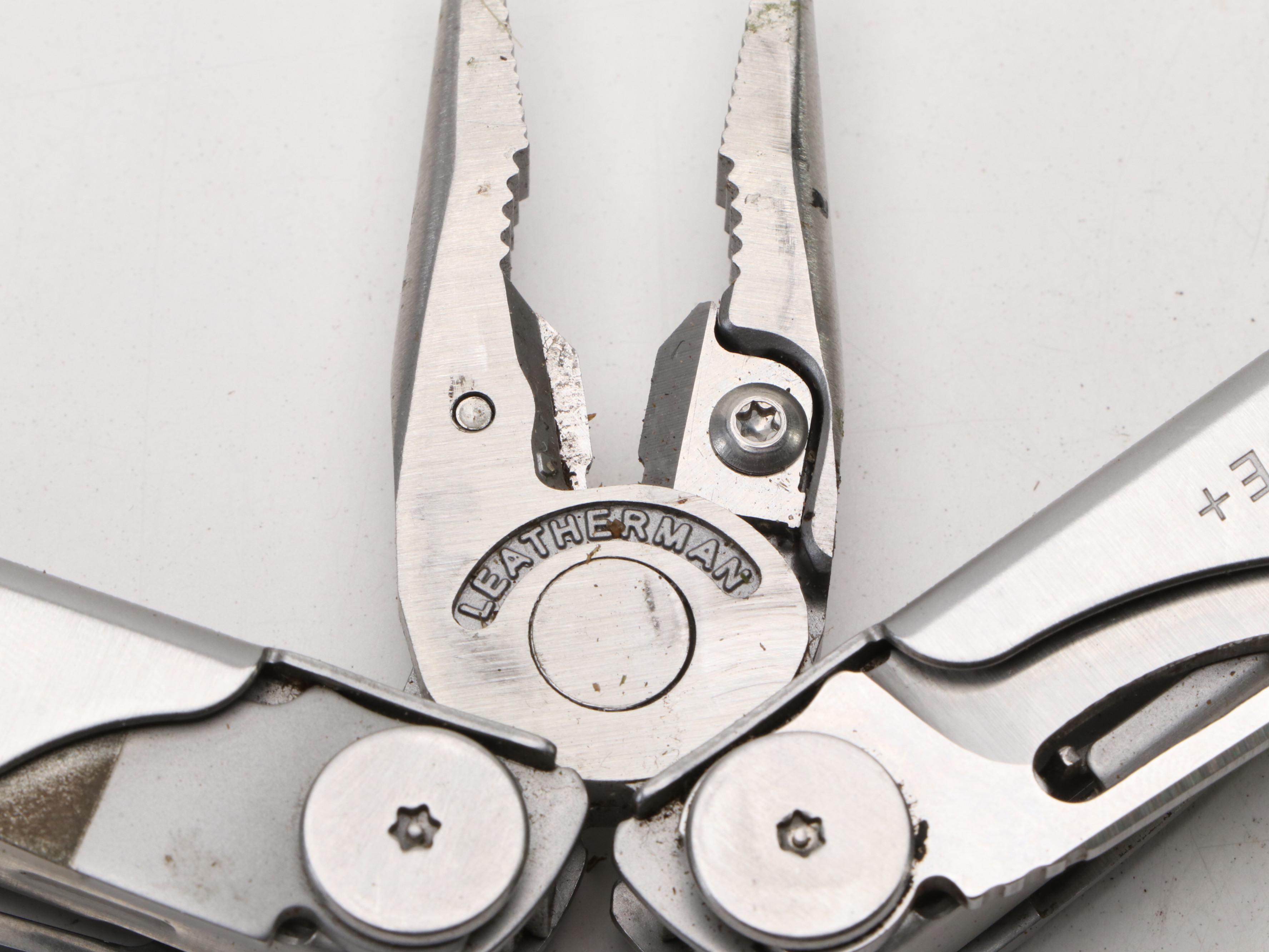 Leatherman Wave+ Multi-Tool with Horse Hoof Pick and Pulling Comb