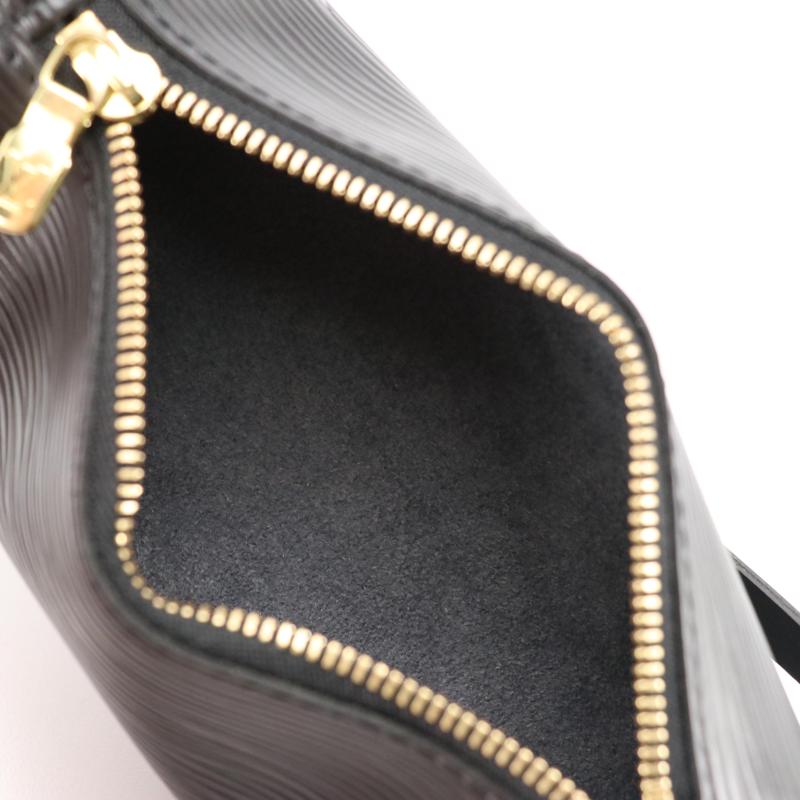 Louis Vuitton Soufflot Pochette in Black Epi/Smooth Leather
