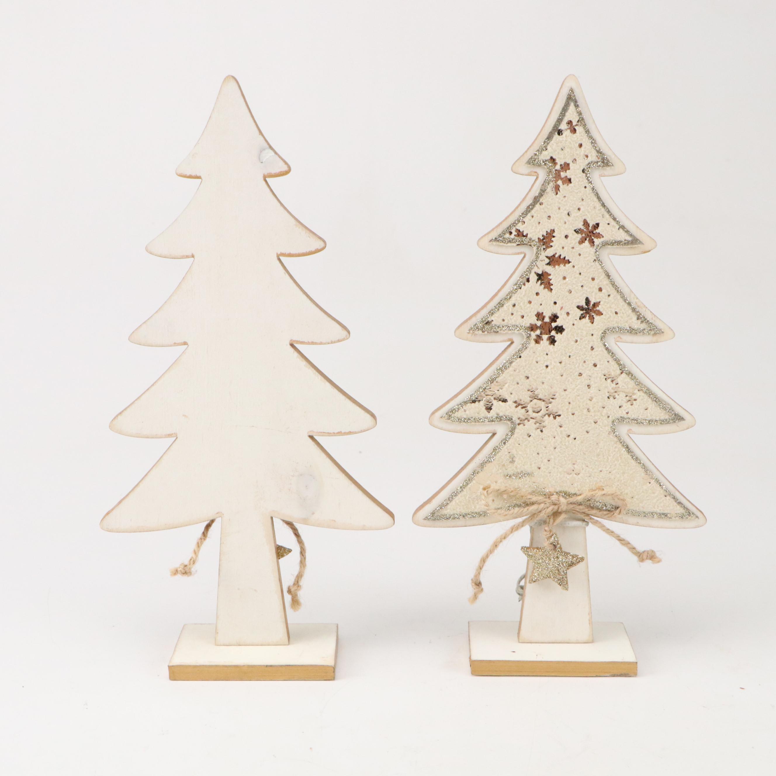 Russian Style Hand-Crafted Santa Matryoshka Dolls with More Christmas Décor