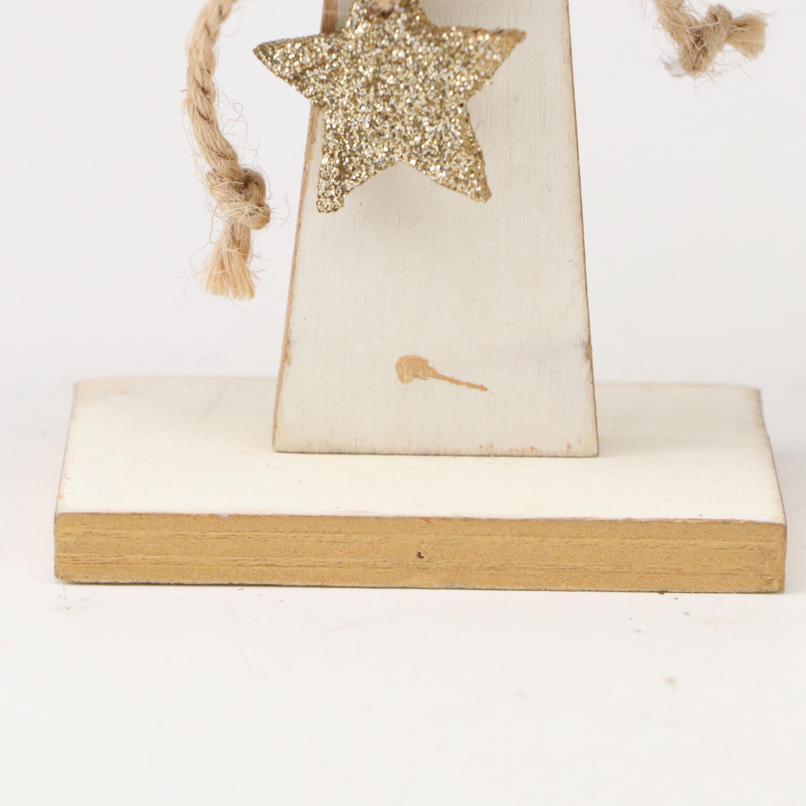 Russian Style Hand-Crafted Santa Matryoshka Dolls with More Christmas Décor