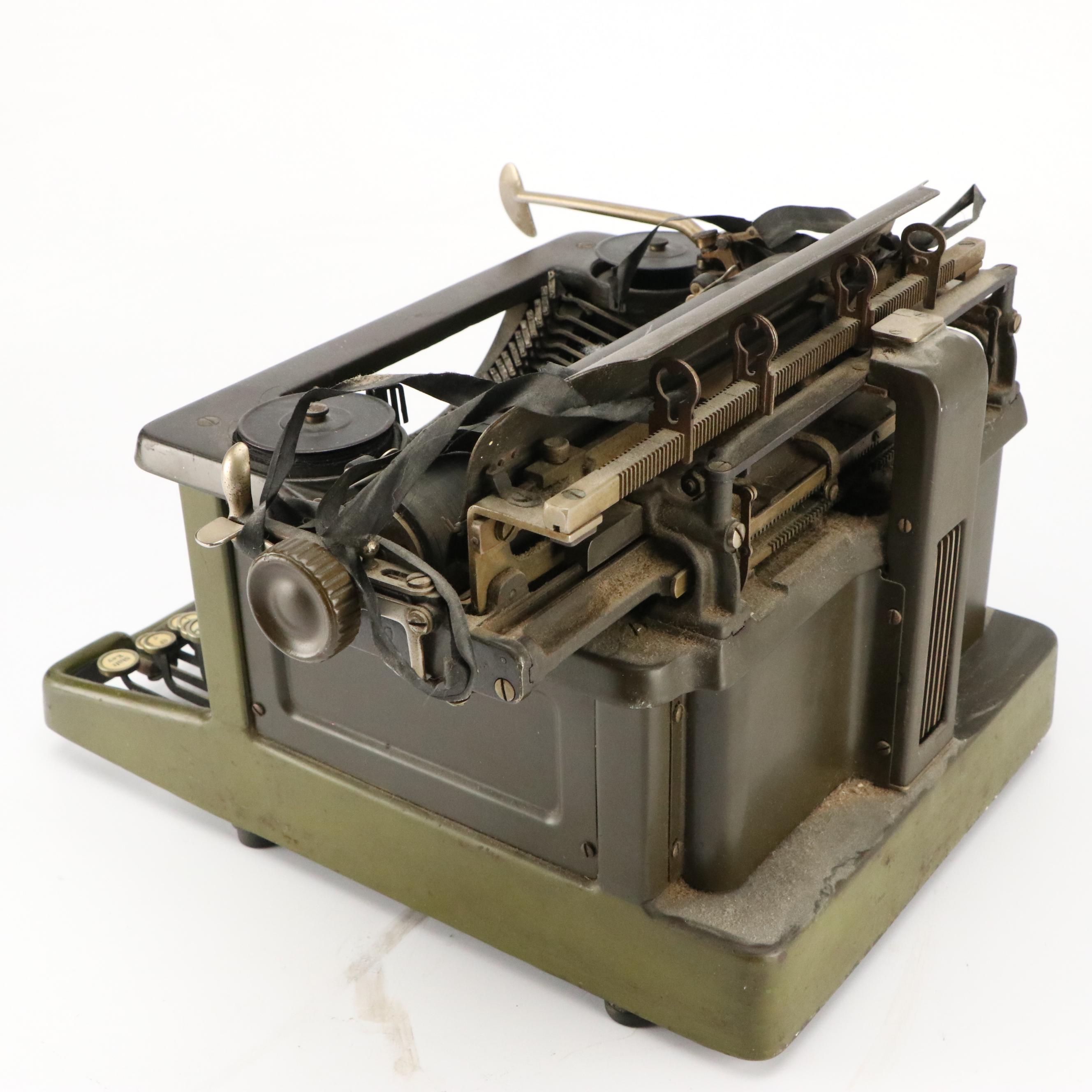 LC Smith & Corona No. 8 Secretarial Typewriter