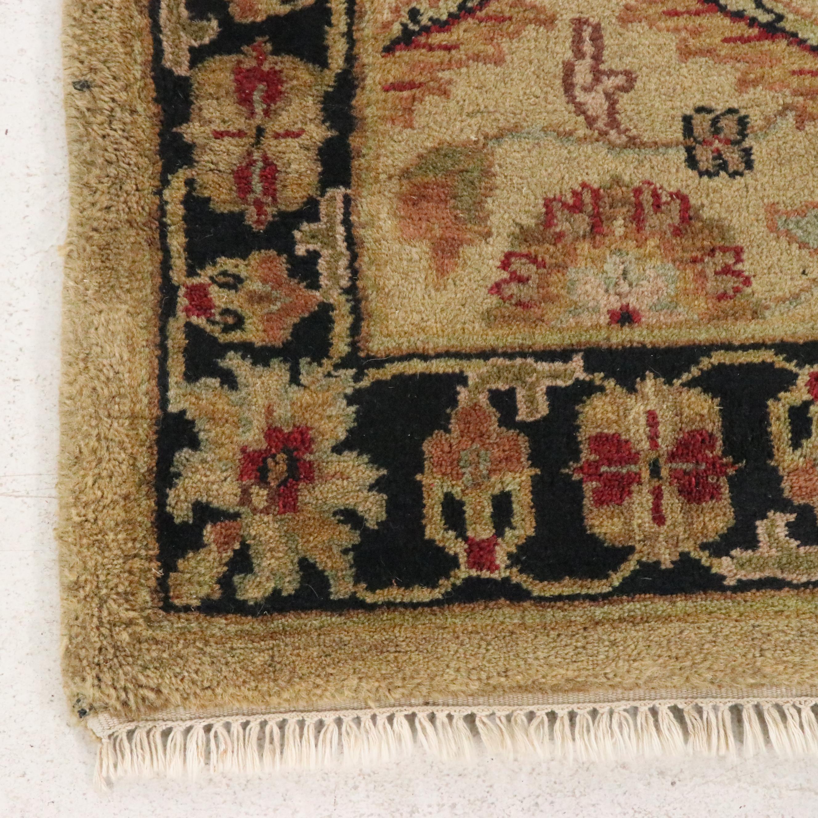 4'1 x 6'5 Hand-Knotted Indian Agra Area Rug