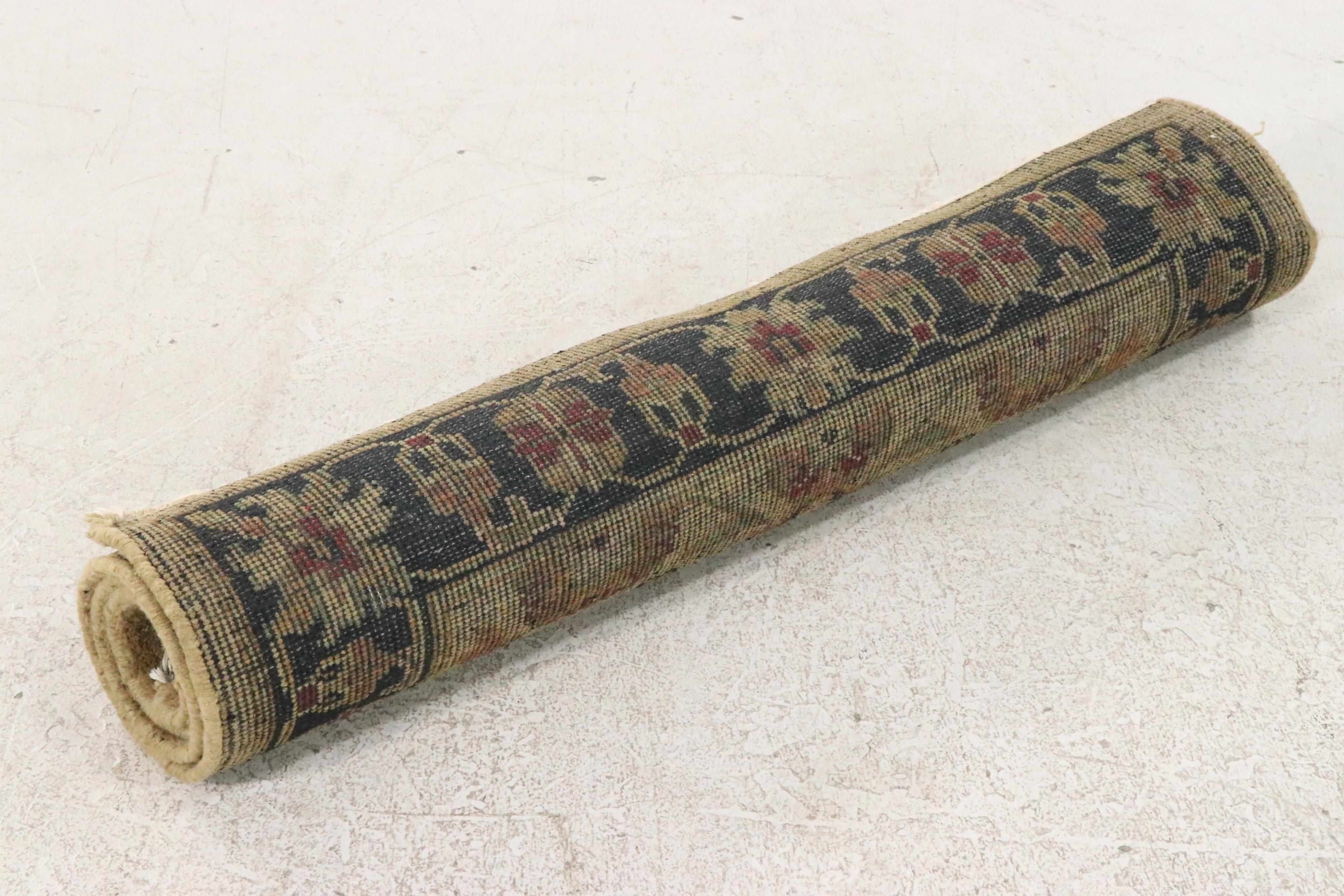 4'1 x 6'5 Hand-Knotted Indian Agra Area Rug