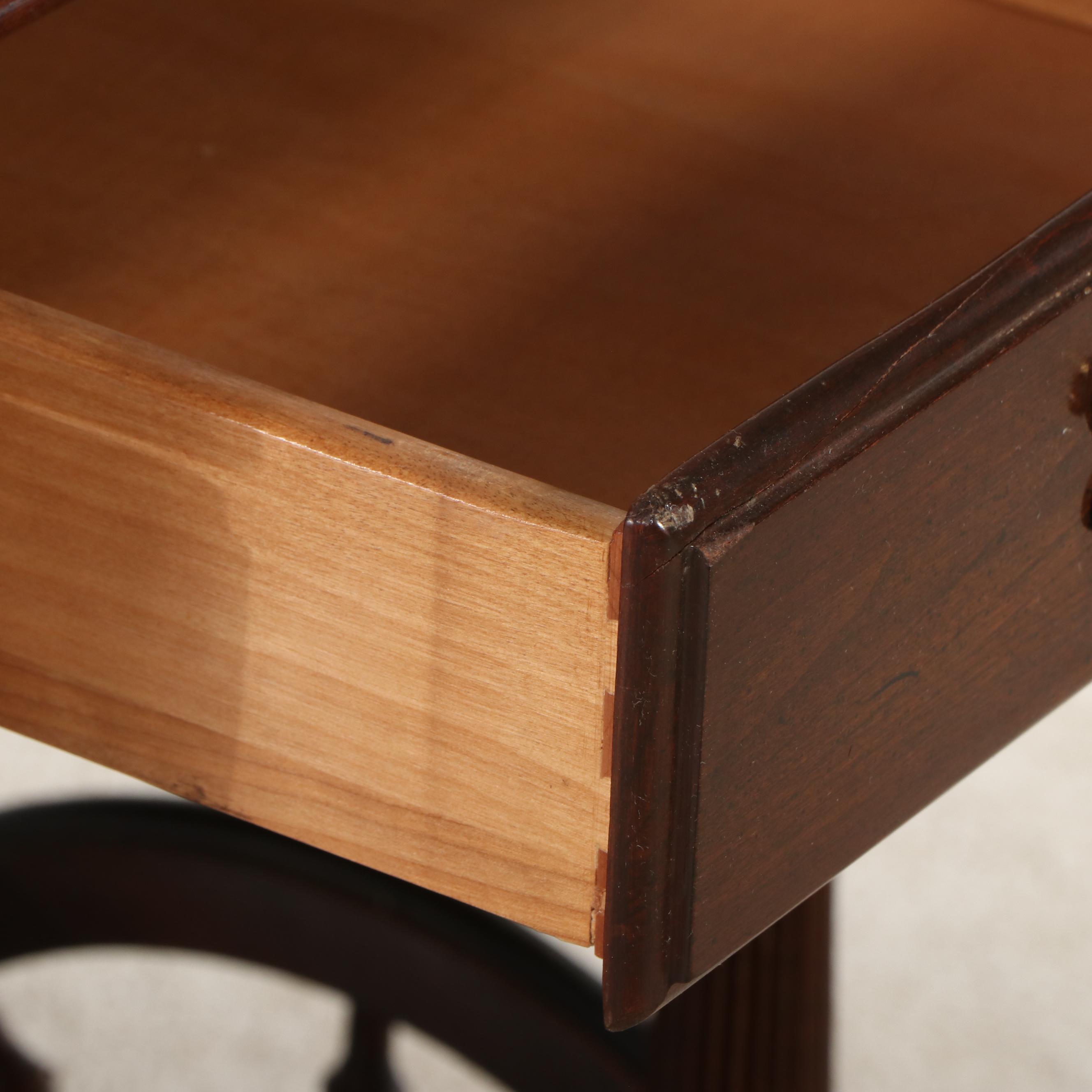 American Colonial Style Walnut Serving Cart with Tray, Mid to Late 20th Century