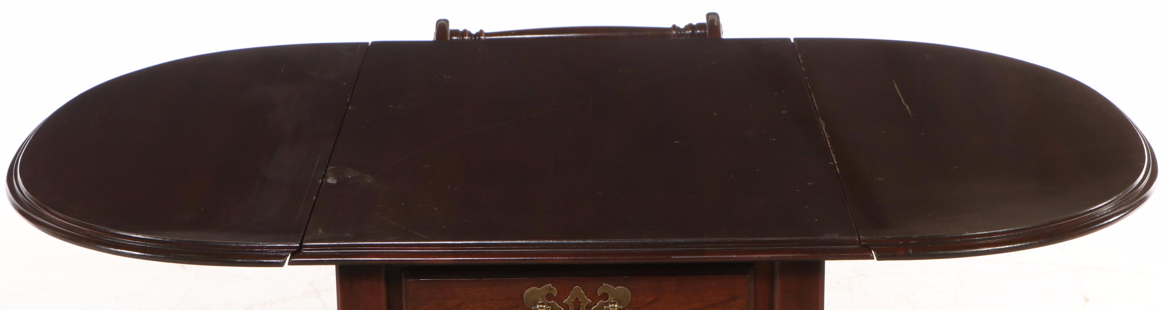 American Colonial Style Walnut Serving Cart with Tray, Mid to Late 20th Century