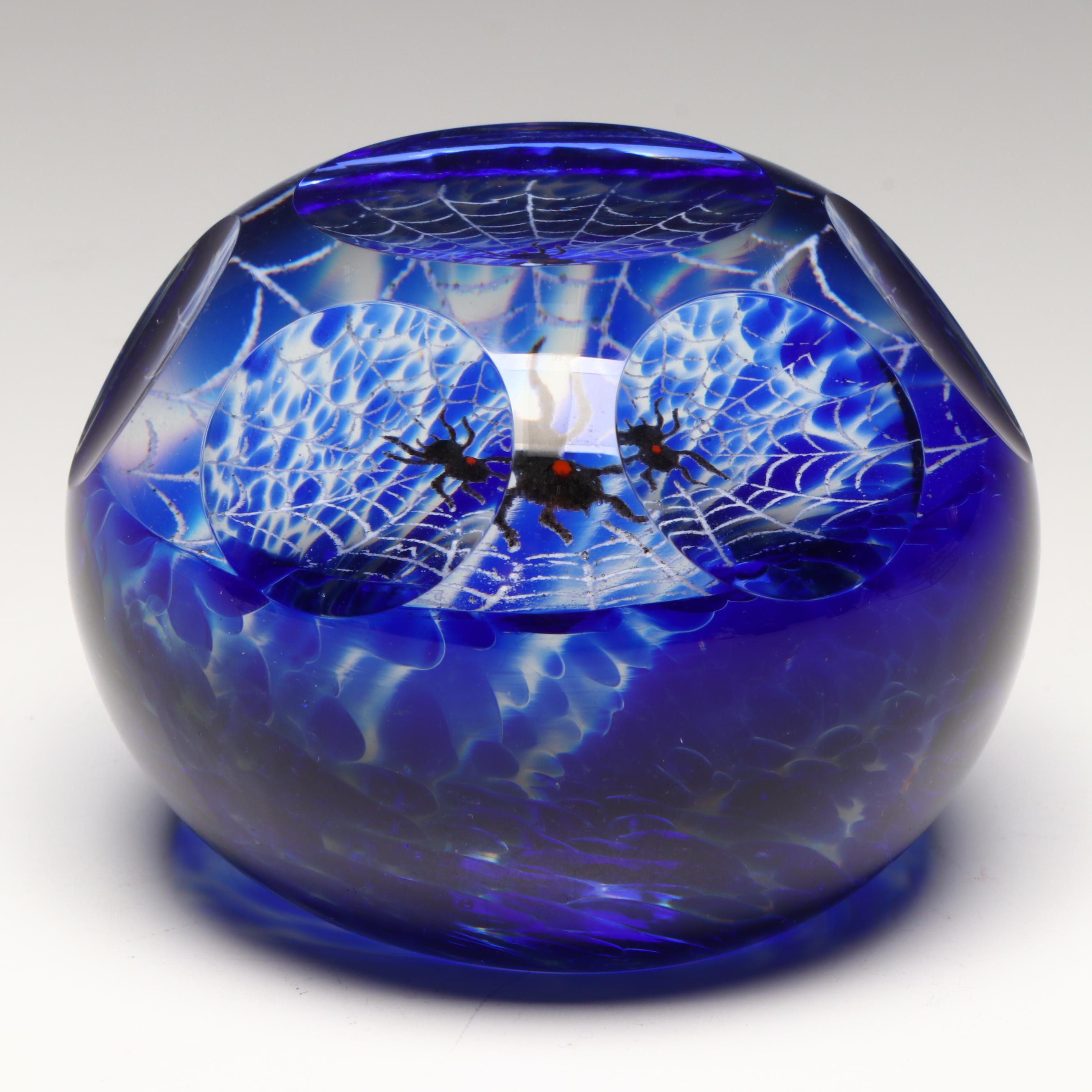 Fred Wilkerson Handcrafted Spider on Web Faceted Studio Art Glass Paperweight