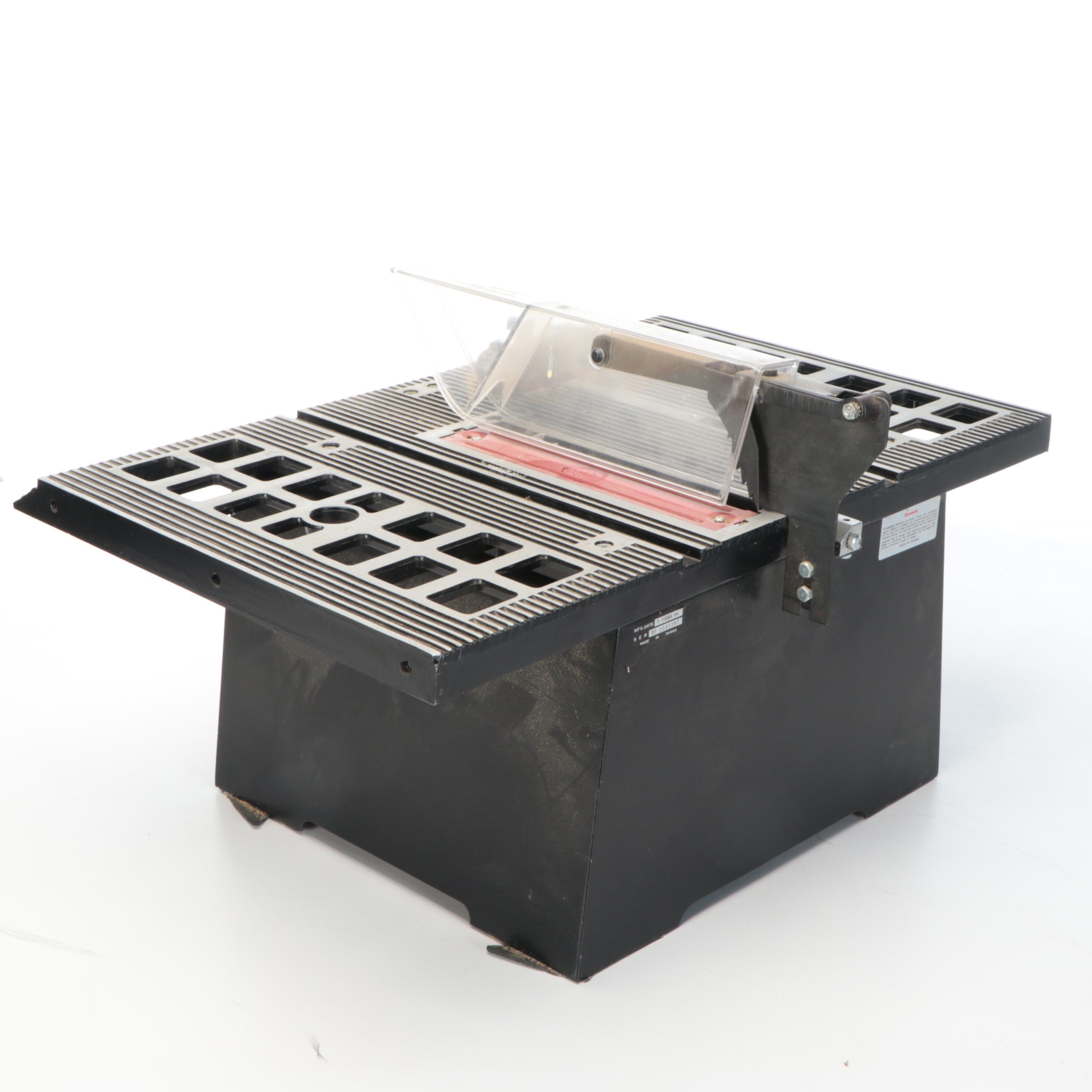 Duracraft Model BTS-10UL Bench Table Saw, 1984