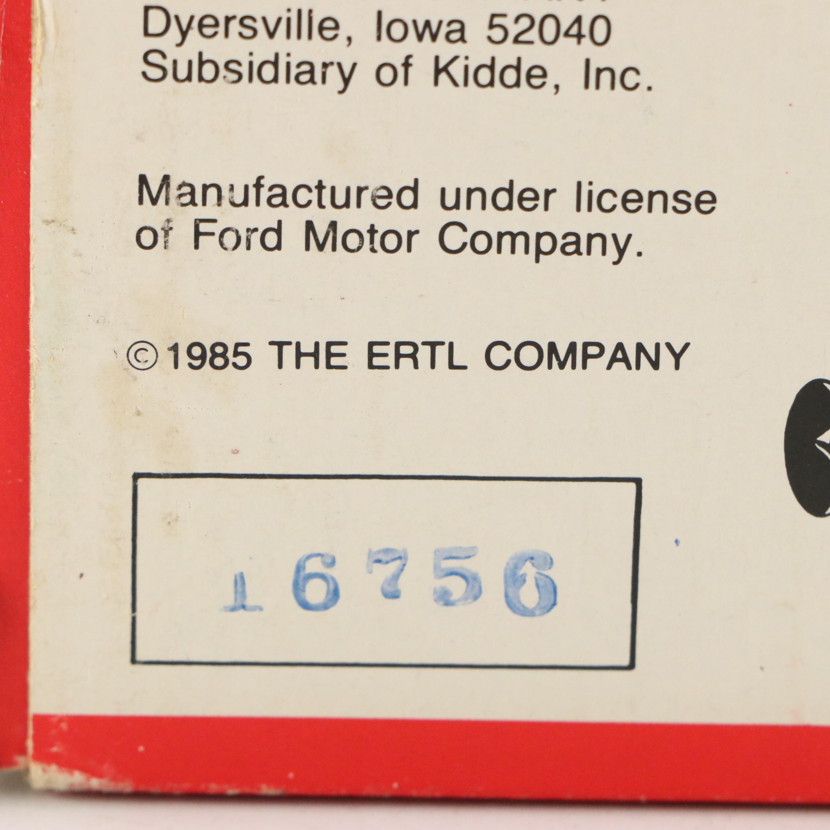 ERTL Limited Edition 1932 Ford Panel Delivery Truck Collector's Bank