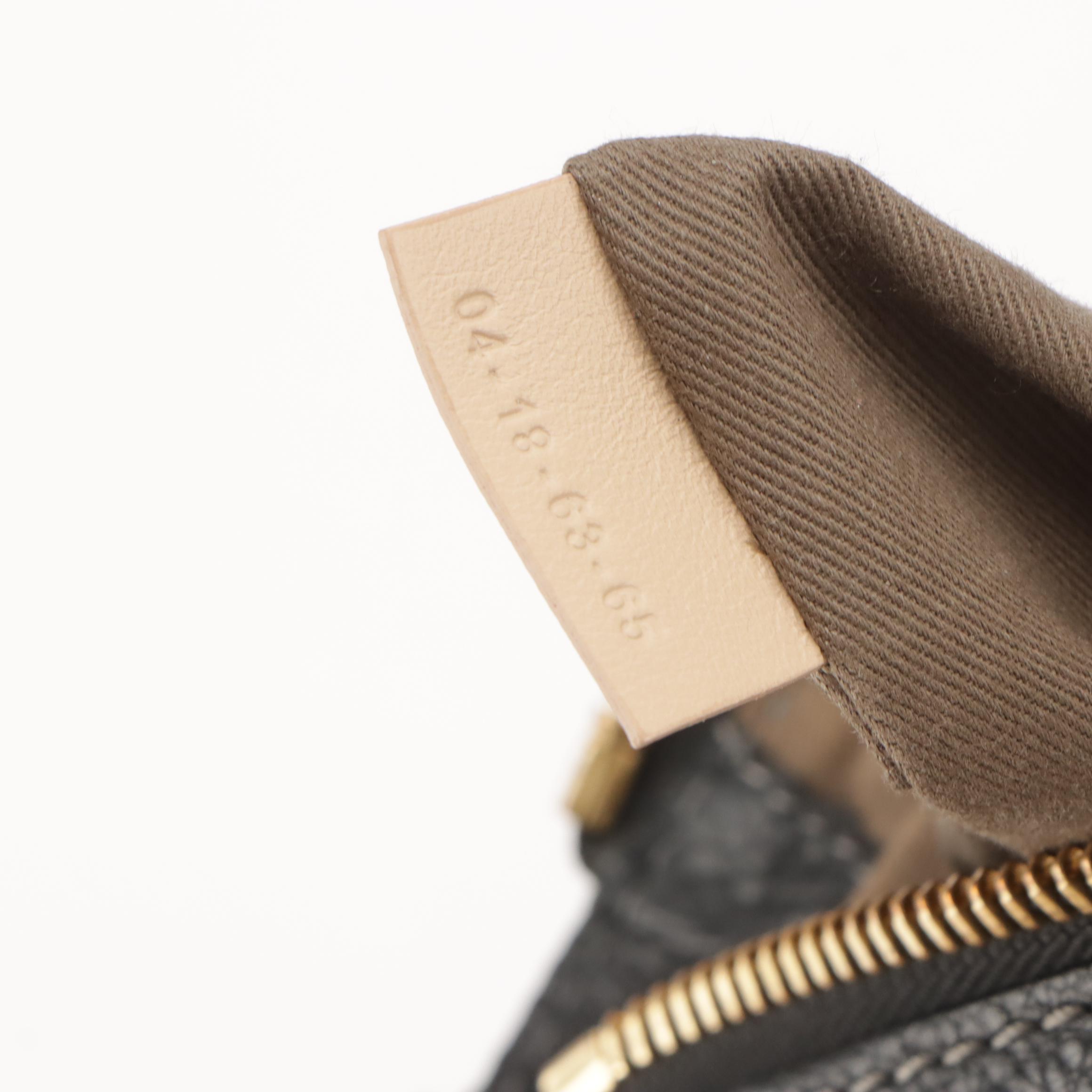 Chloé Marcie Saddle-Stitched Two-Way Bag in Black Pebble Grained Leather