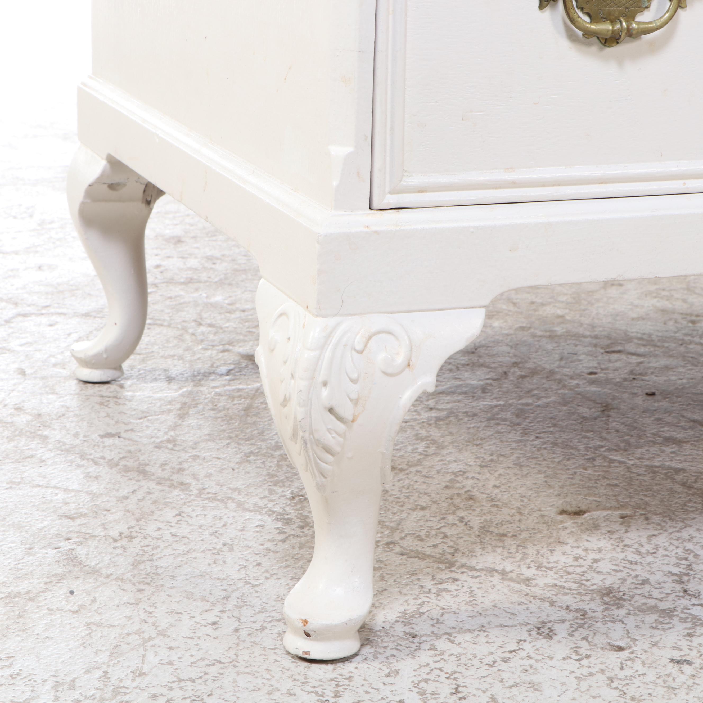 Northern Furniture Co. Queen Anne Style White-Painted Four-Drawer Chest