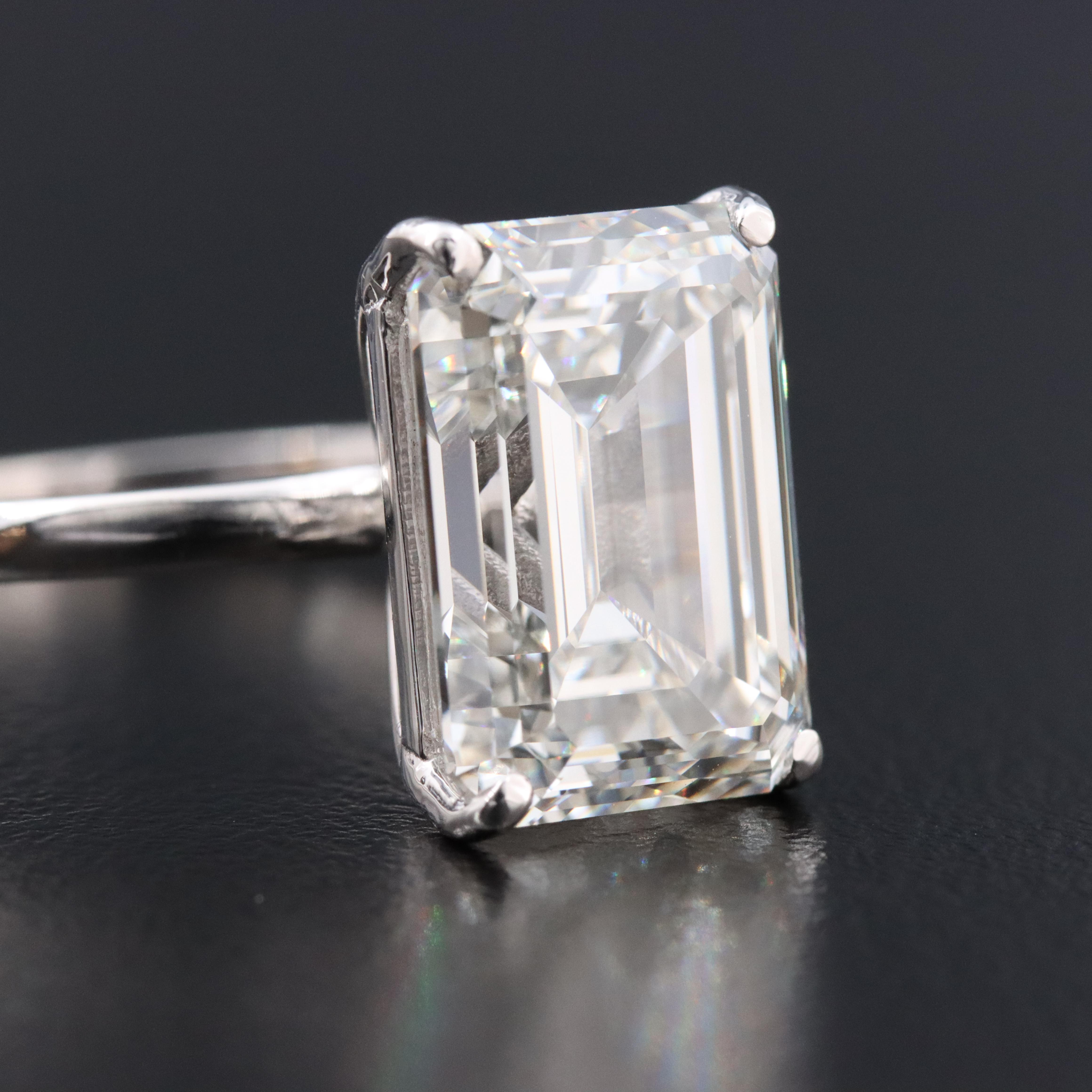 18K 7.10 CT Lab Grown Diamond Solitaire Ring with IGI Report