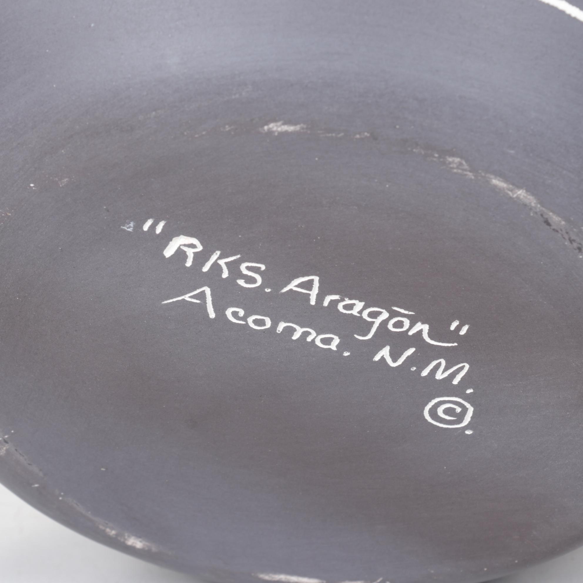 R. Aragon Acoma Pueblo Hand-Coiled Pottery Sgraffito Bear Motif Olla