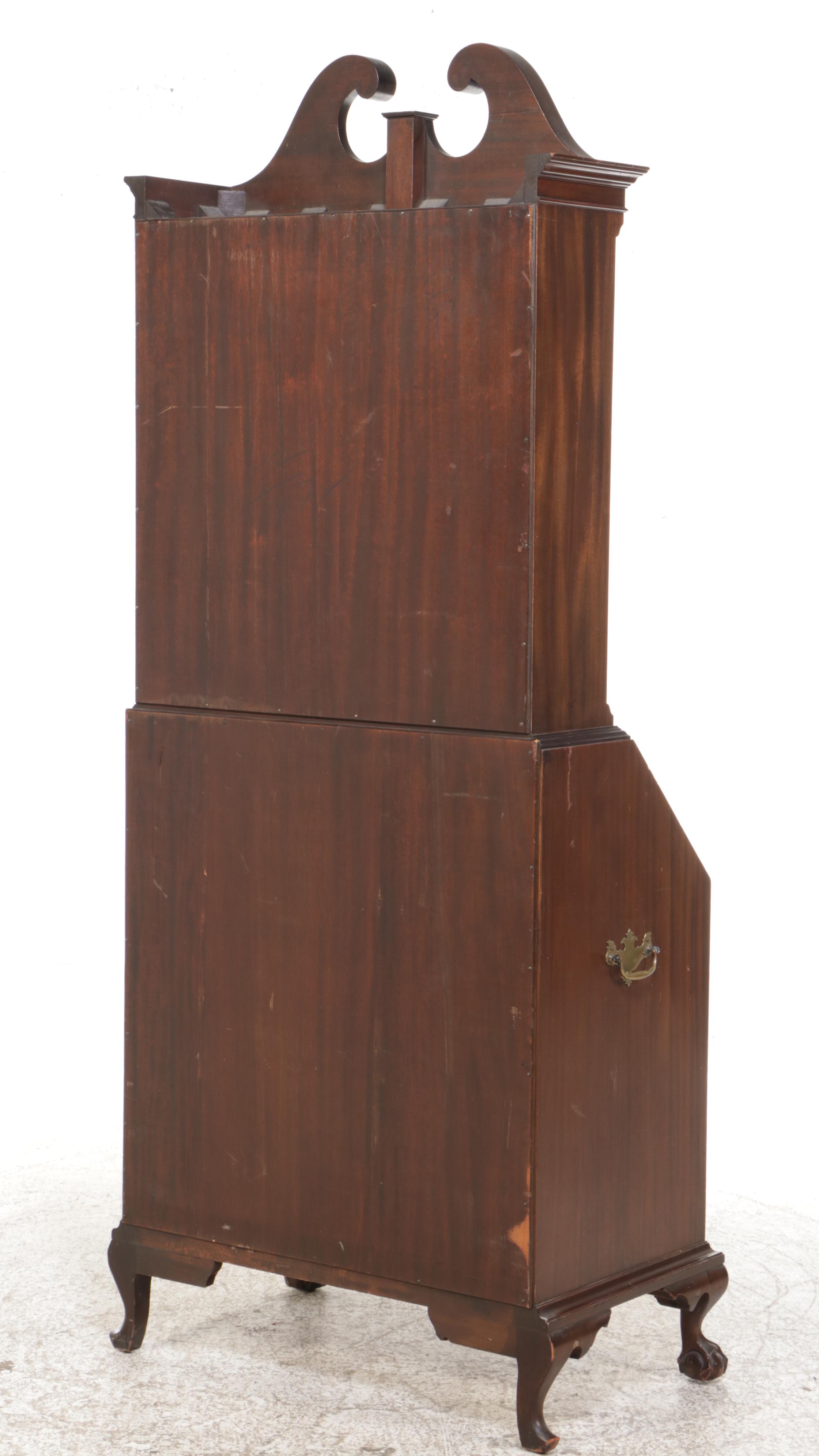 Chippendale Style Figured Mahogany Secretary Desk with Hutch, 20th Century