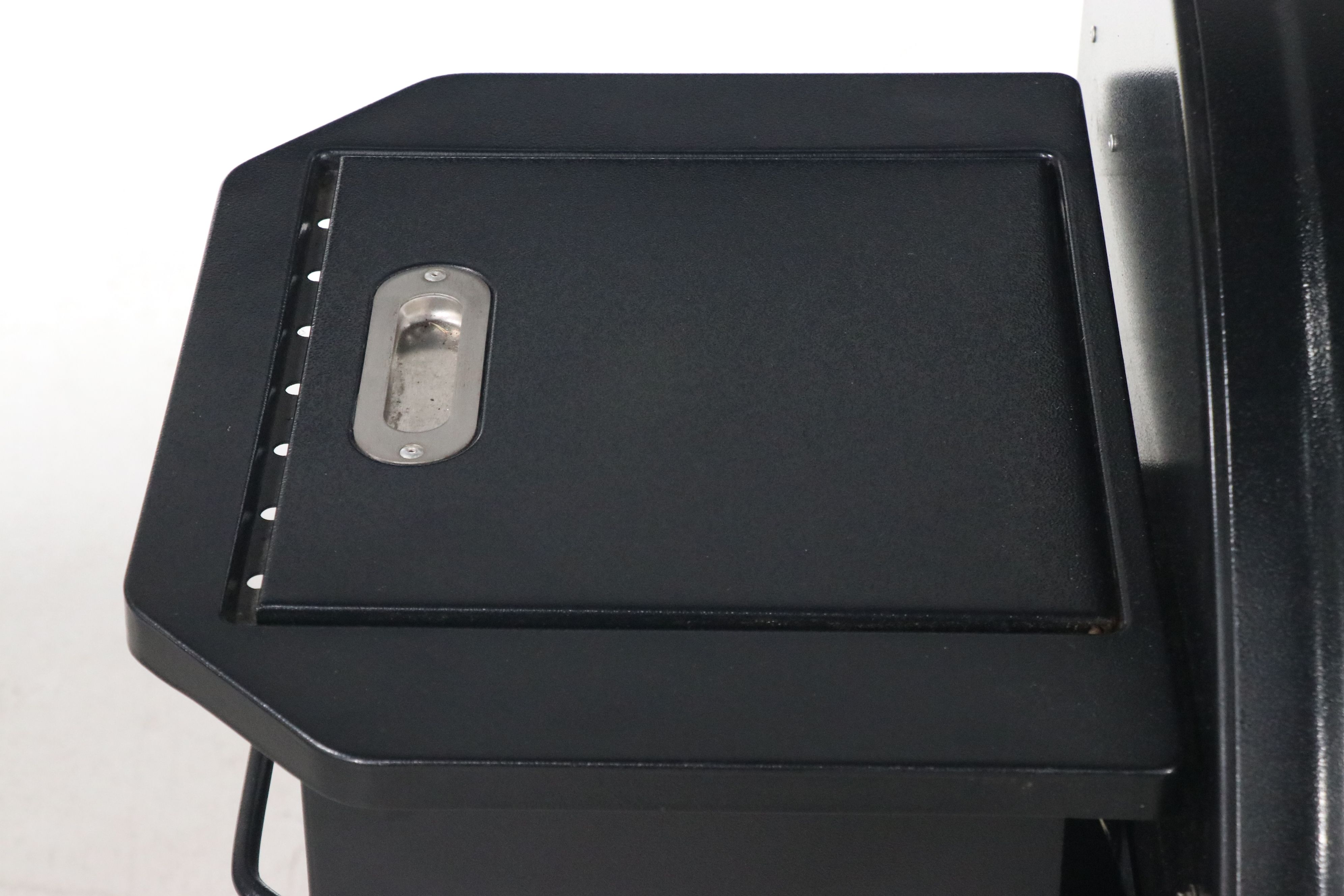 Camp Chef DLX SmokePro Pellet Grill