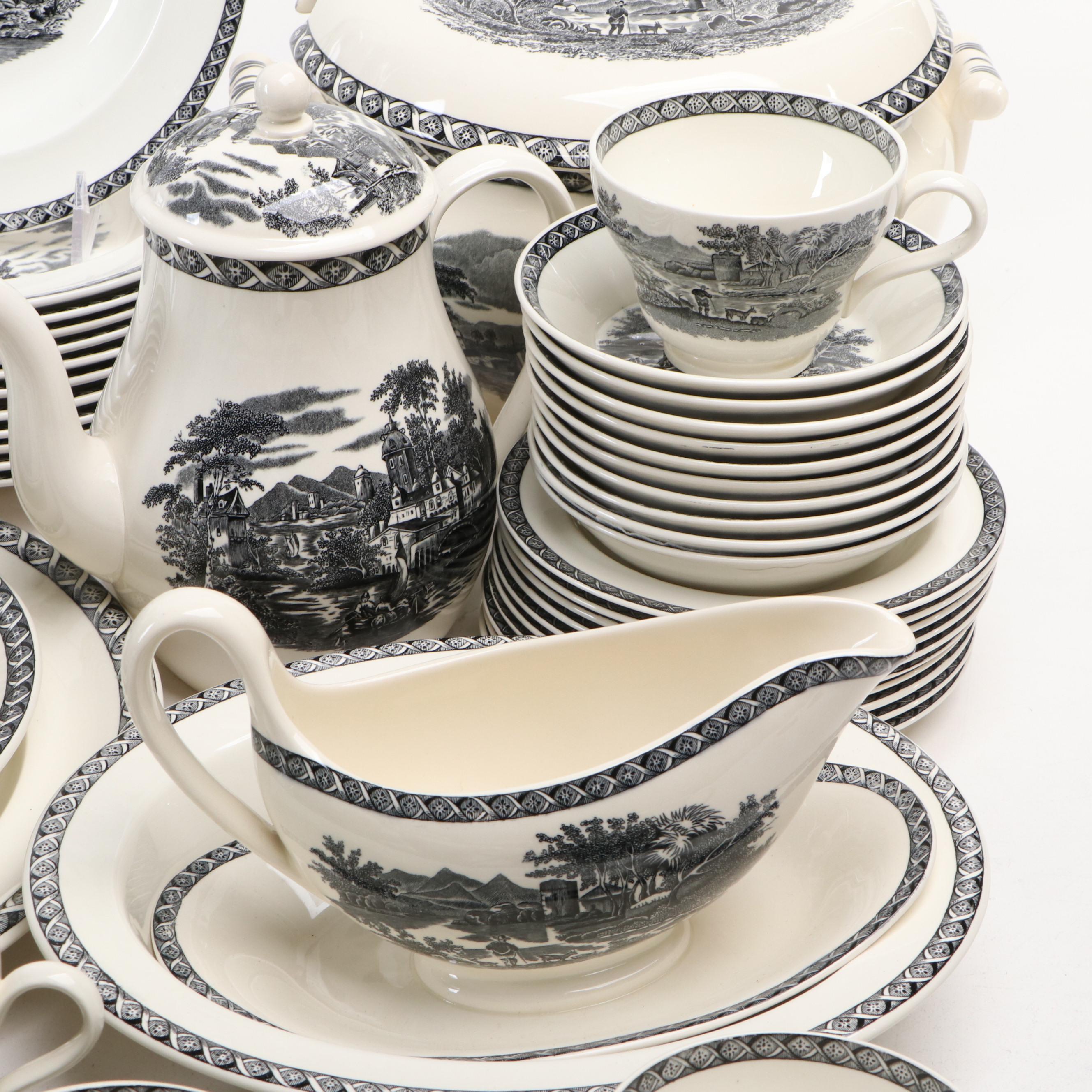 Wedgwood "Lugano" Ceramic Dinnerware, Late 20th Century