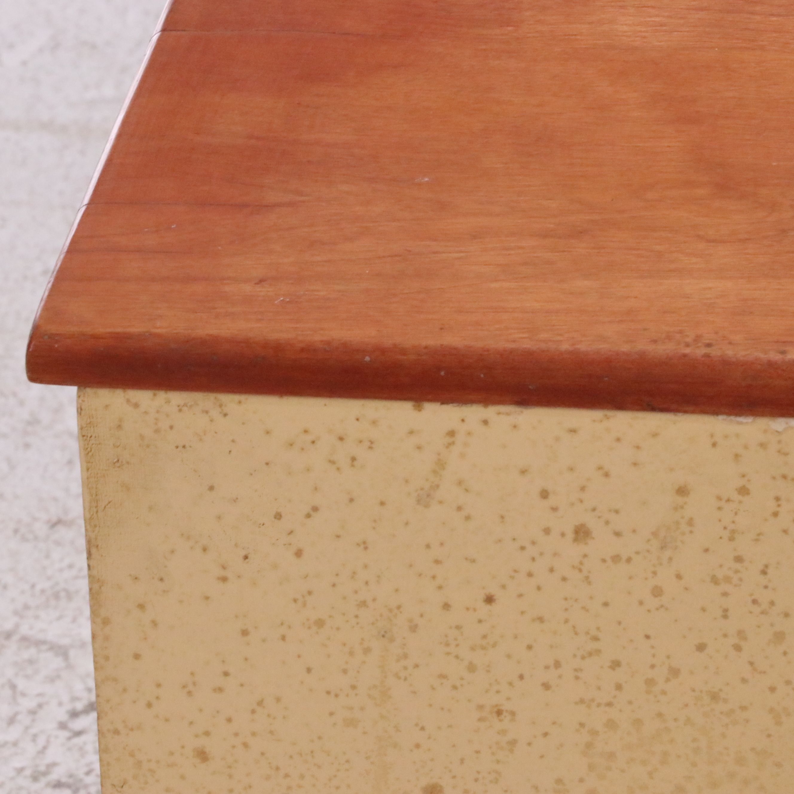 Parcel-Painted Wood Storage Bench, 20th Century