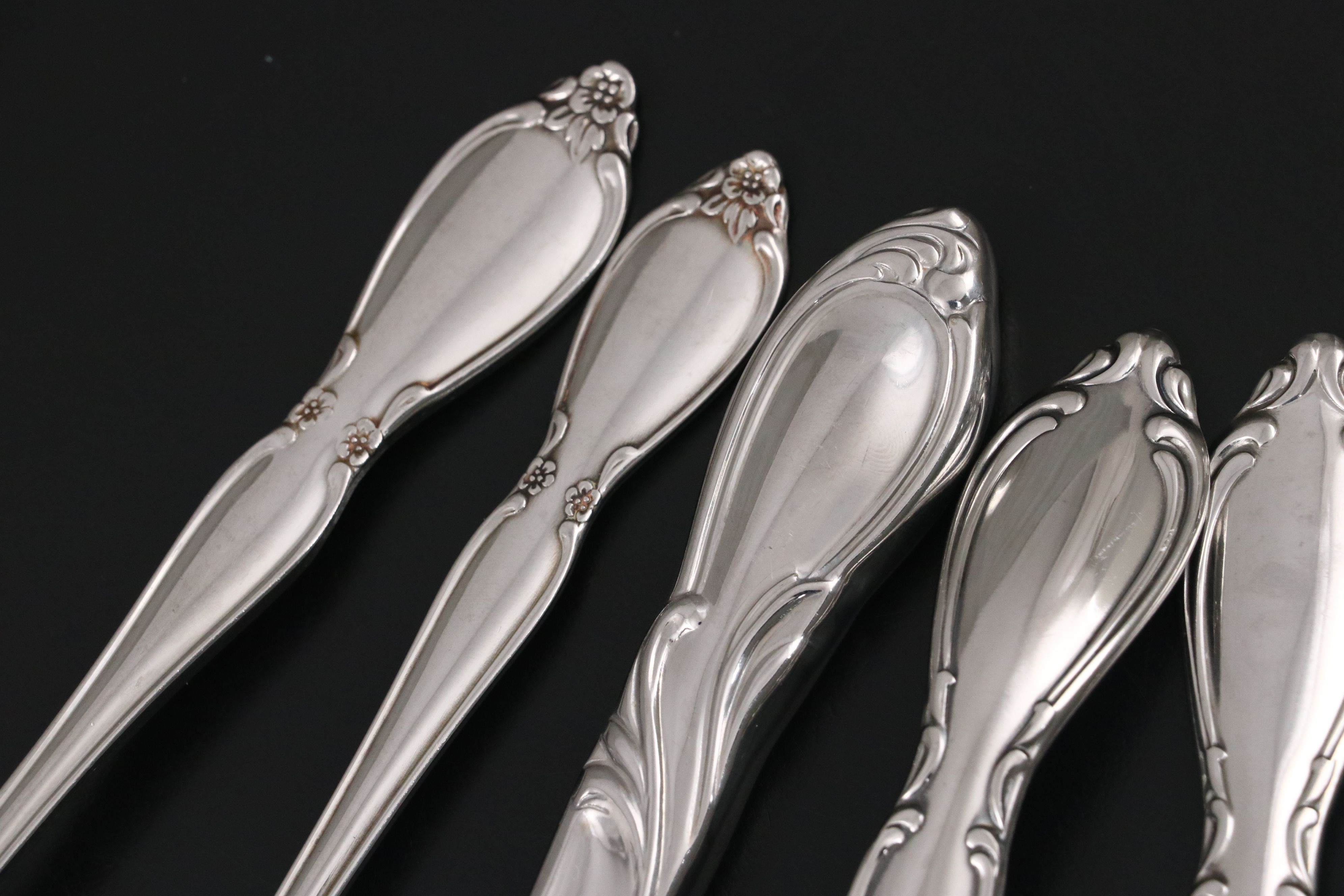 Oneida Stainless Steel Flatware