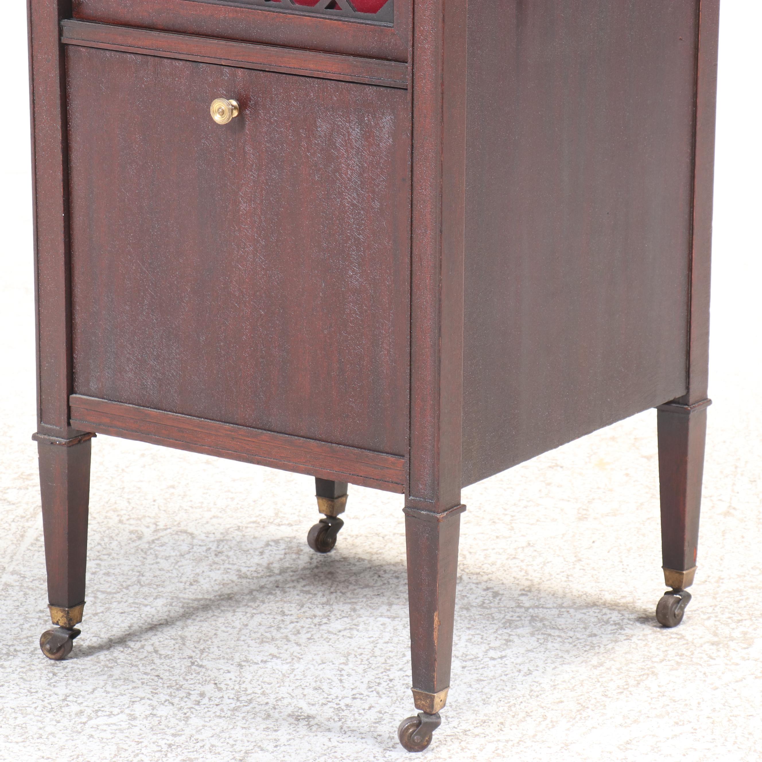 Edison Sheraton S-19 Disc Phonograph with Record Collection, Early 20th Century