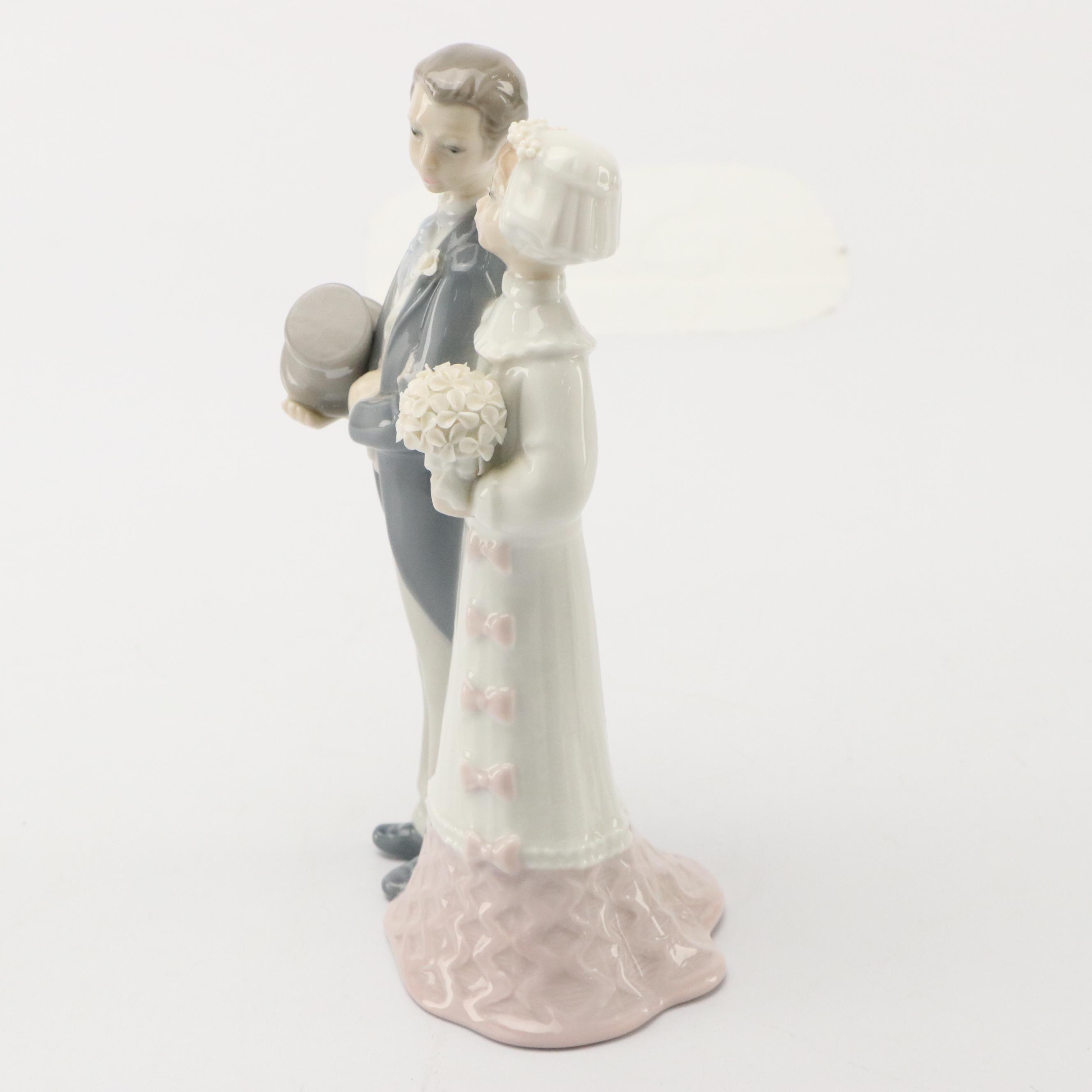 Lladró Porcelain Wedding Bride and Groom Figurine