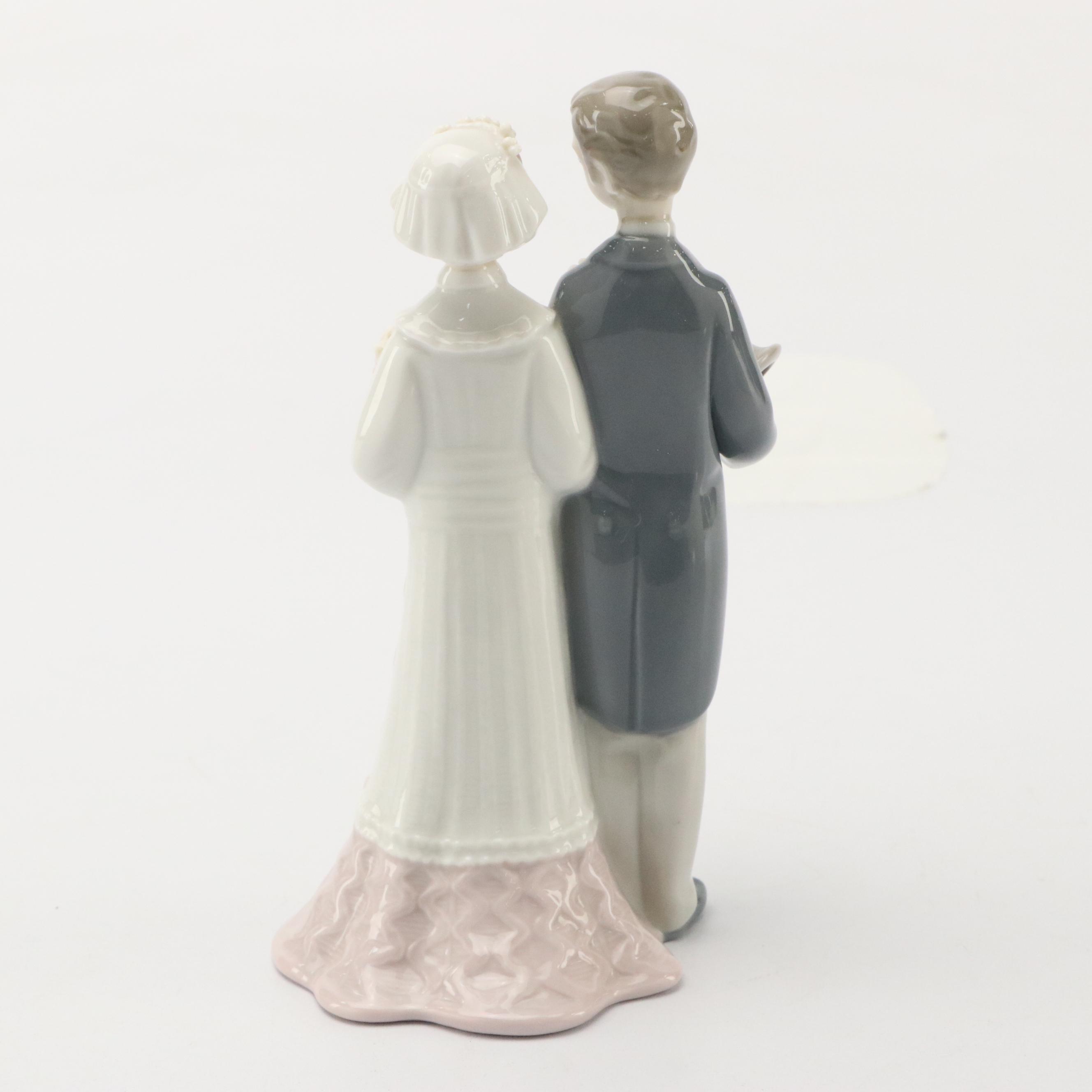 Lladró Porcelain Wedding Bride and Groom Figurine
