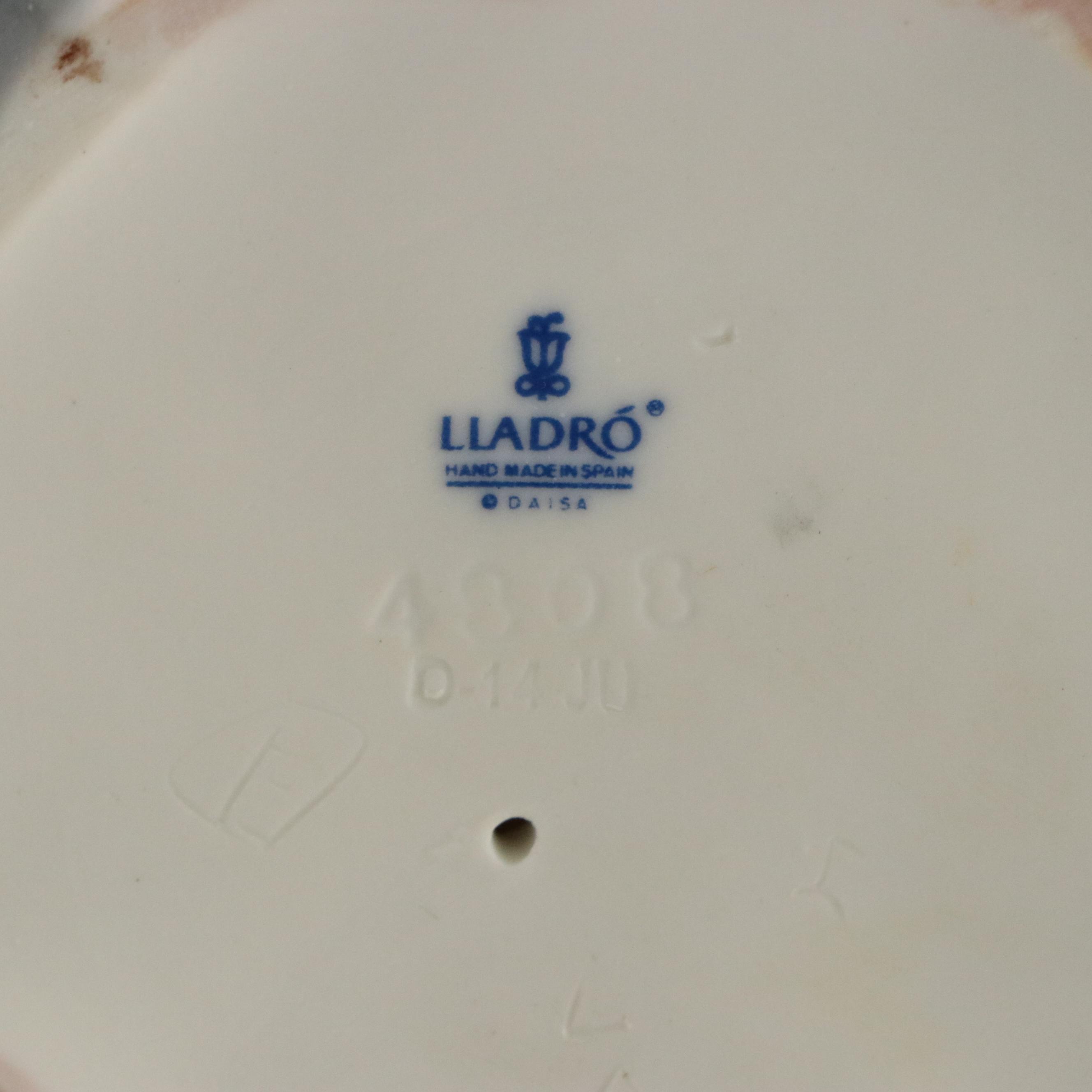 Lladró Porcelain Wedding Bride and Groom Figurine