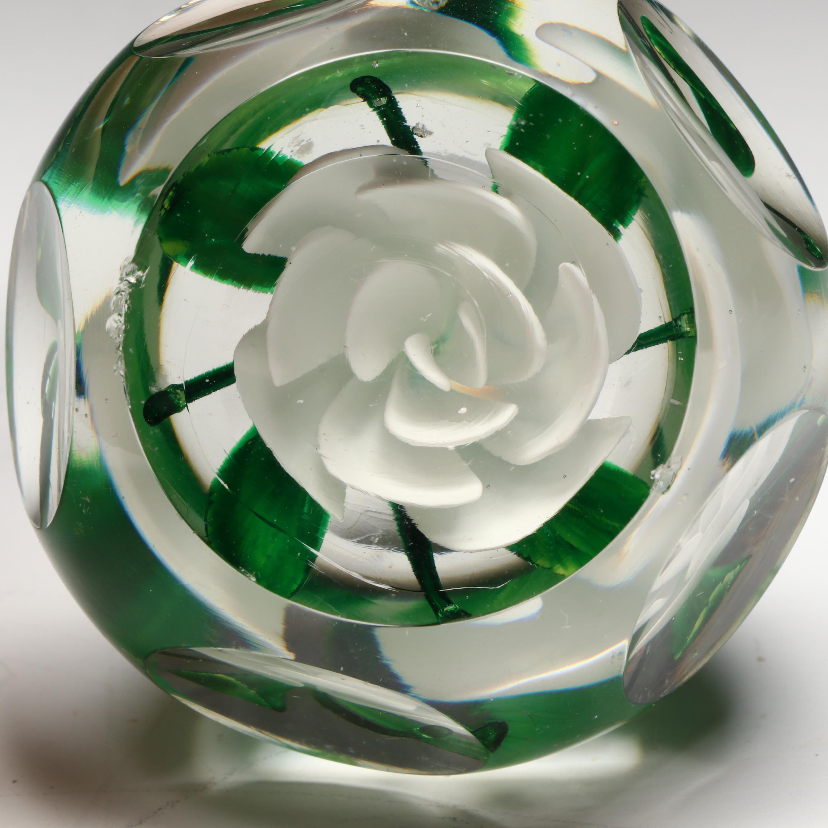 Robert Hamon and Pairpoint Handcrafted and Faceted Floral Art Glass Paperweights