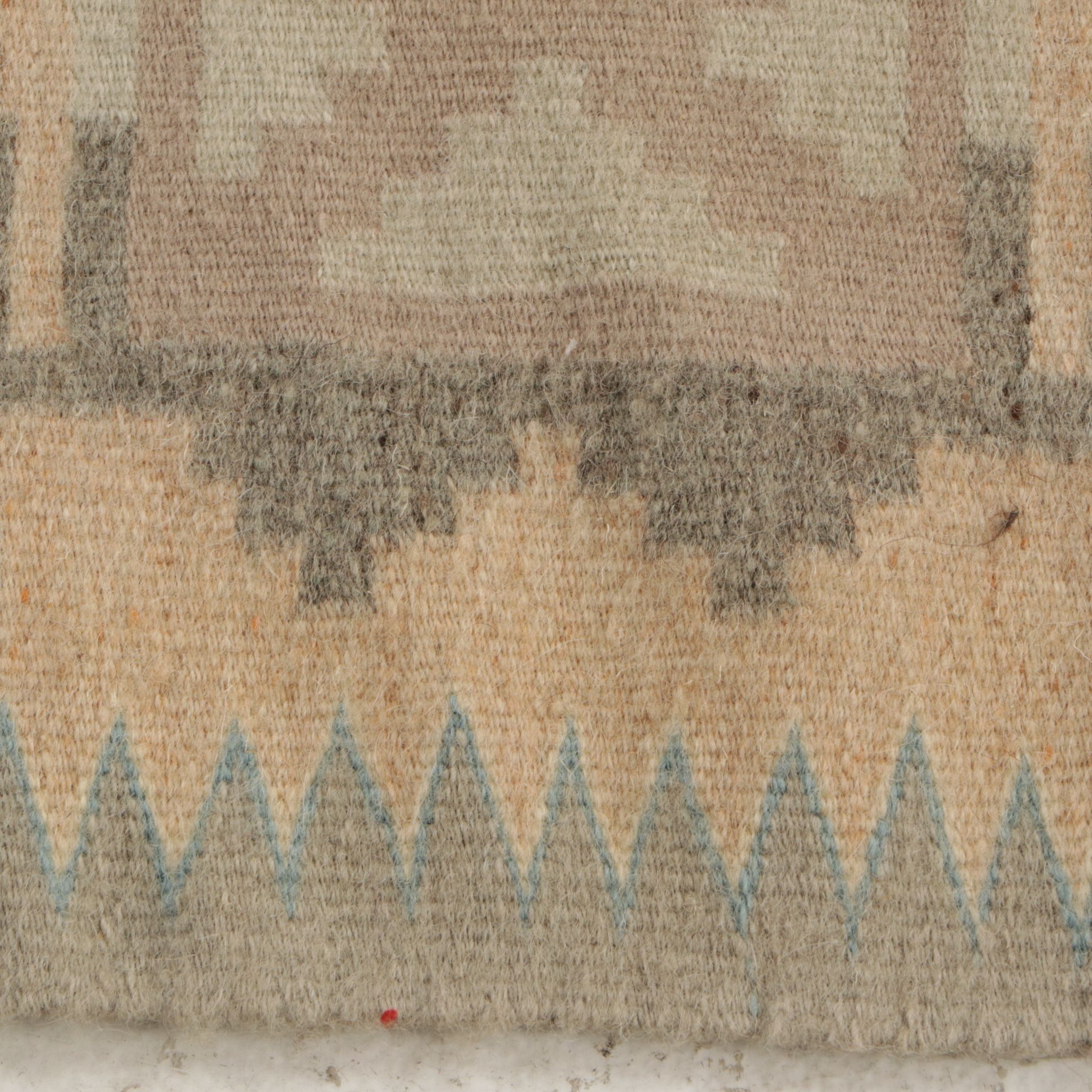 2'11 x 4' Handwoven Navajo Burntwater Accent Rug