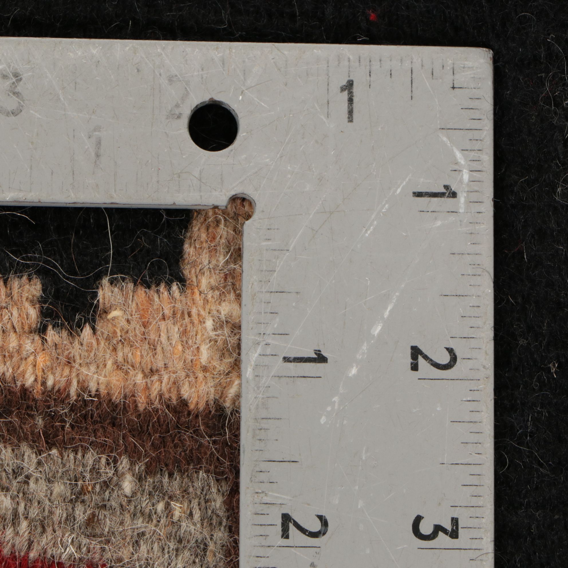 2'4 x 3'8 Handwoven Navajo Ganado Accent Rug