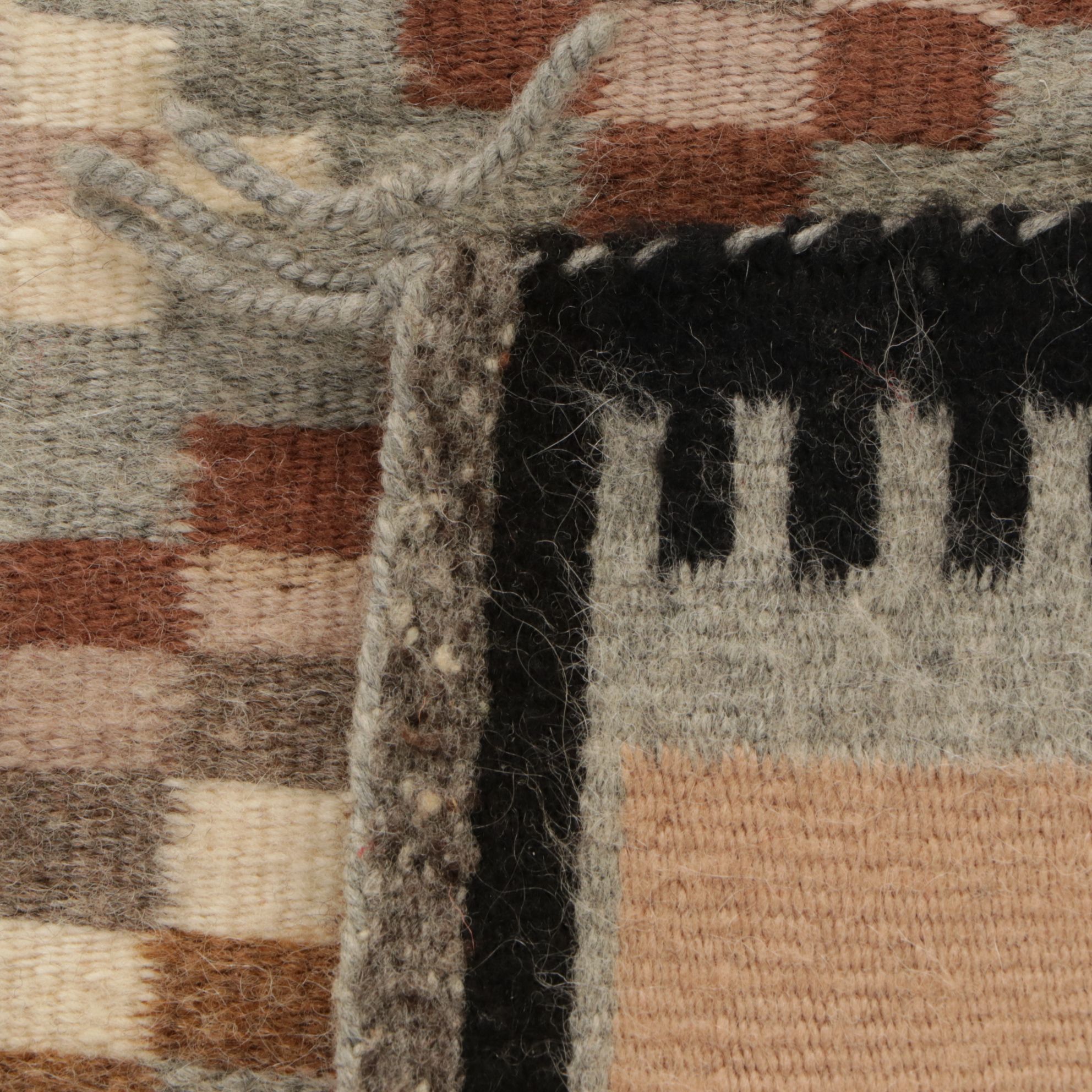 1'8 x 1'11 Handwoven Betty Morgan Navajo Crystal Accent Rug