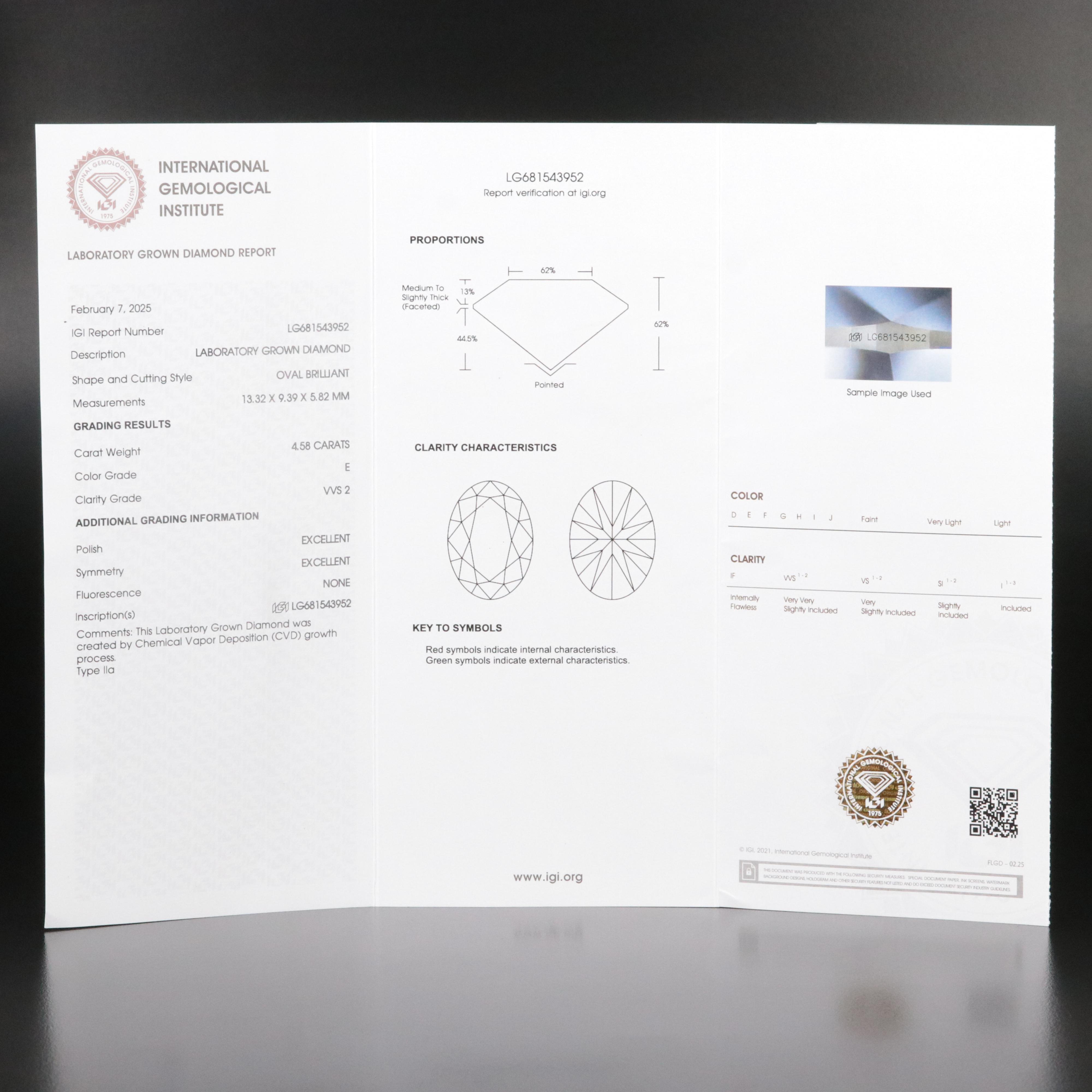 18K 4.58 CT Lab Grown Diamond Solitaire Necklace with IGI Report