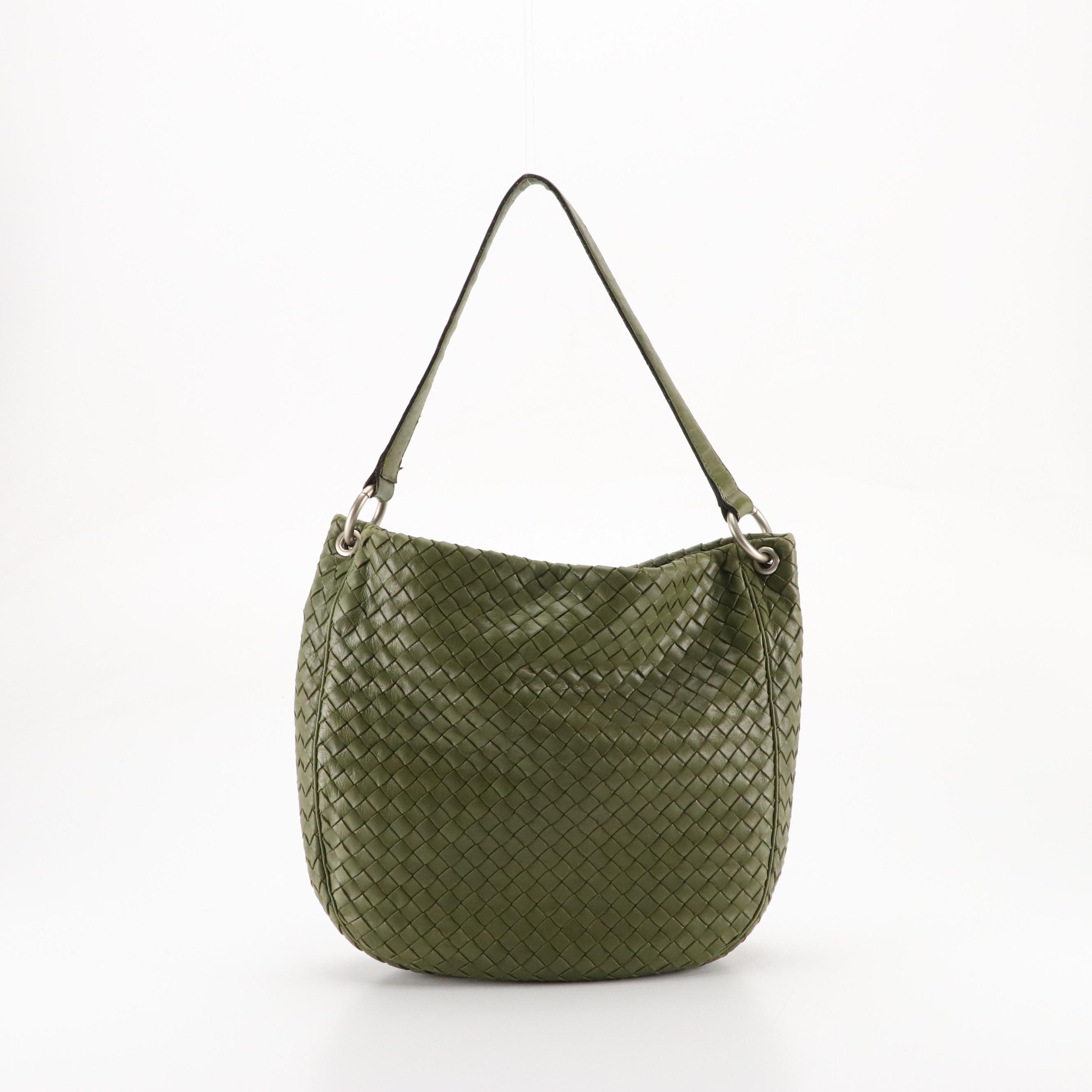 Bottega Veneta Shoulder Bag in Olive Green Intrecciato Nappa Leather