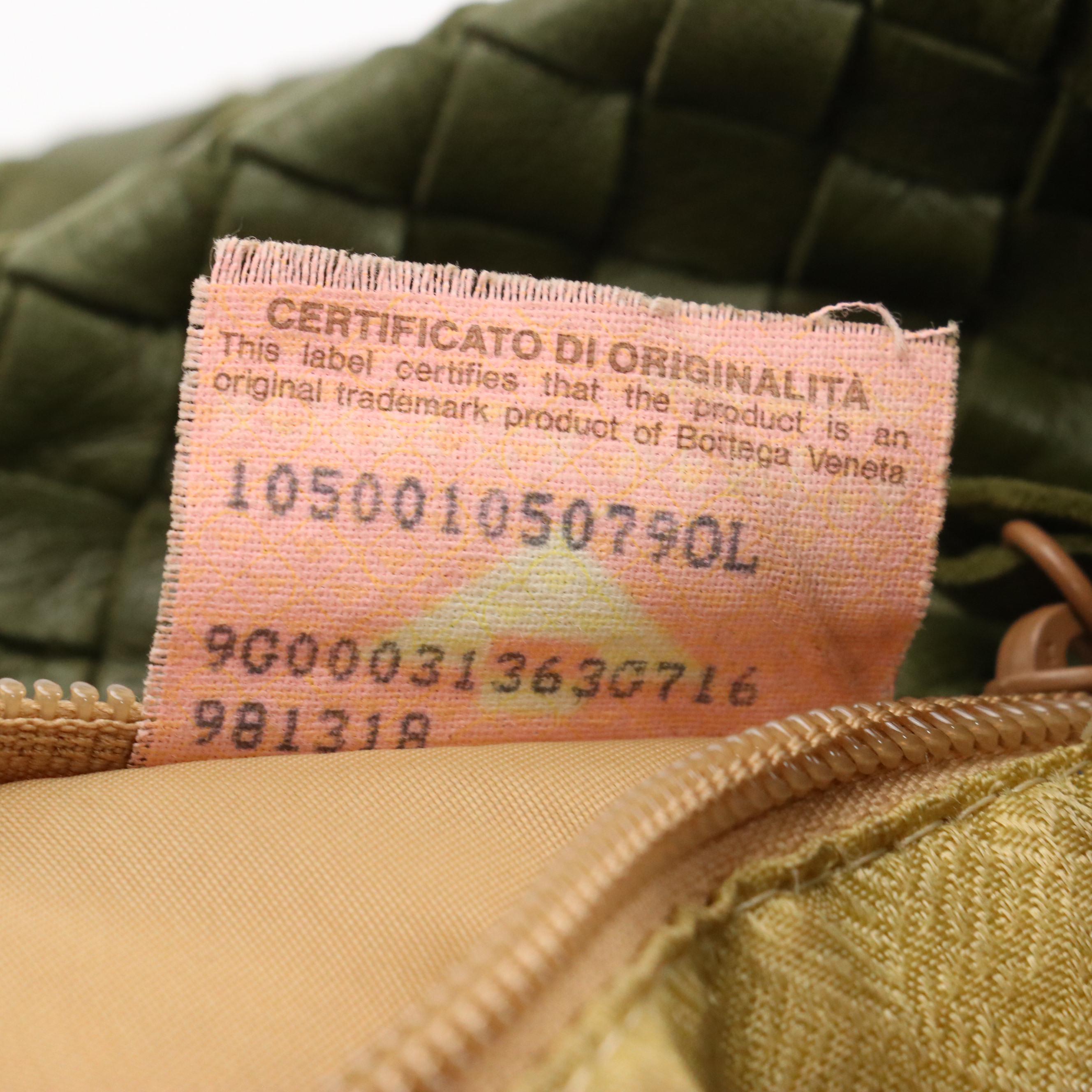 Bottega Veneta Shoulder Bag in Olive Green Intrecciato Nappa Leather