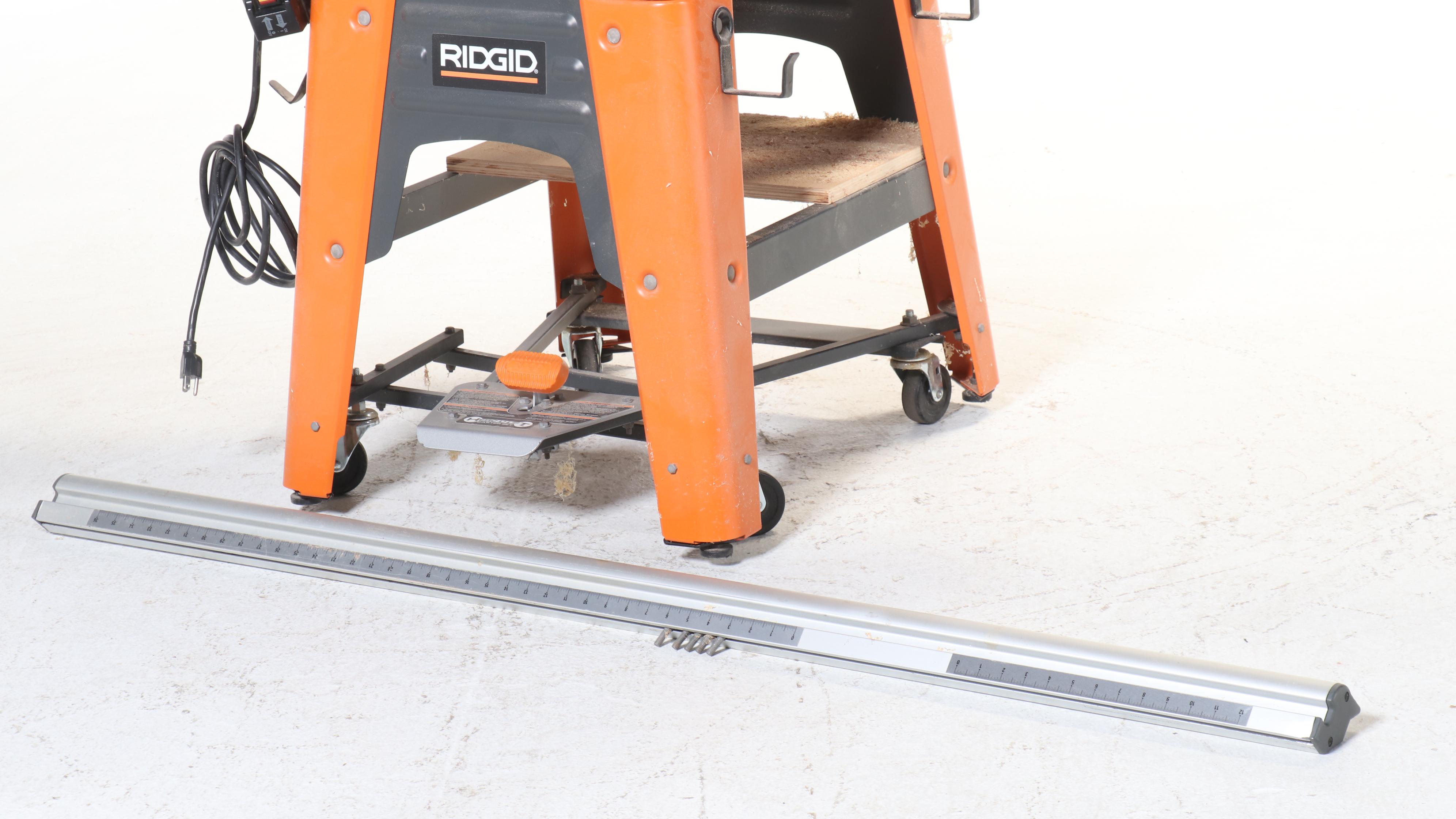 RIDGID TS3650 Table Saw with Portable Cast Iron Table