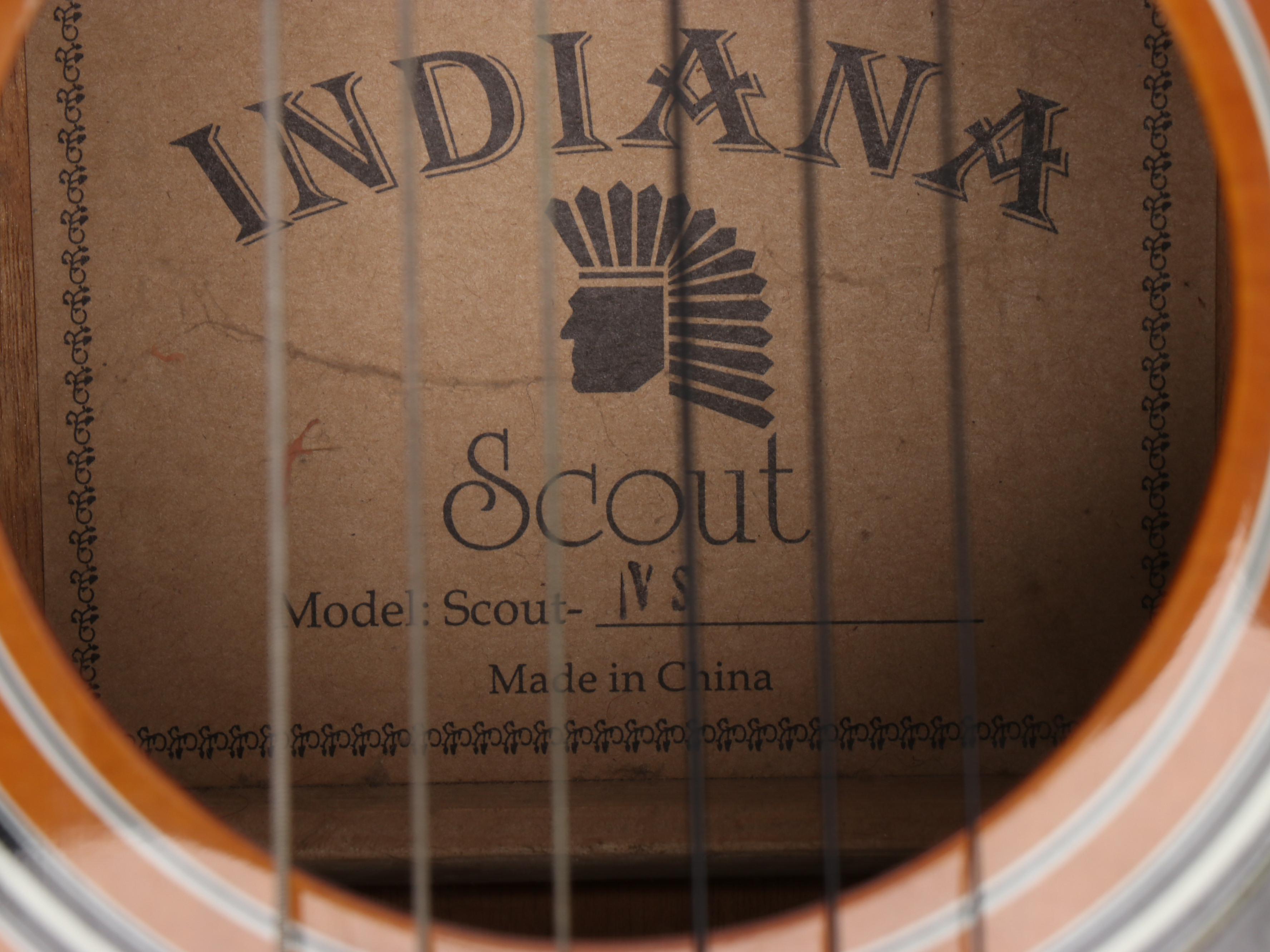 Indiana Model Scout-NS Spruce Top Acoustic Guitar with Hard Case