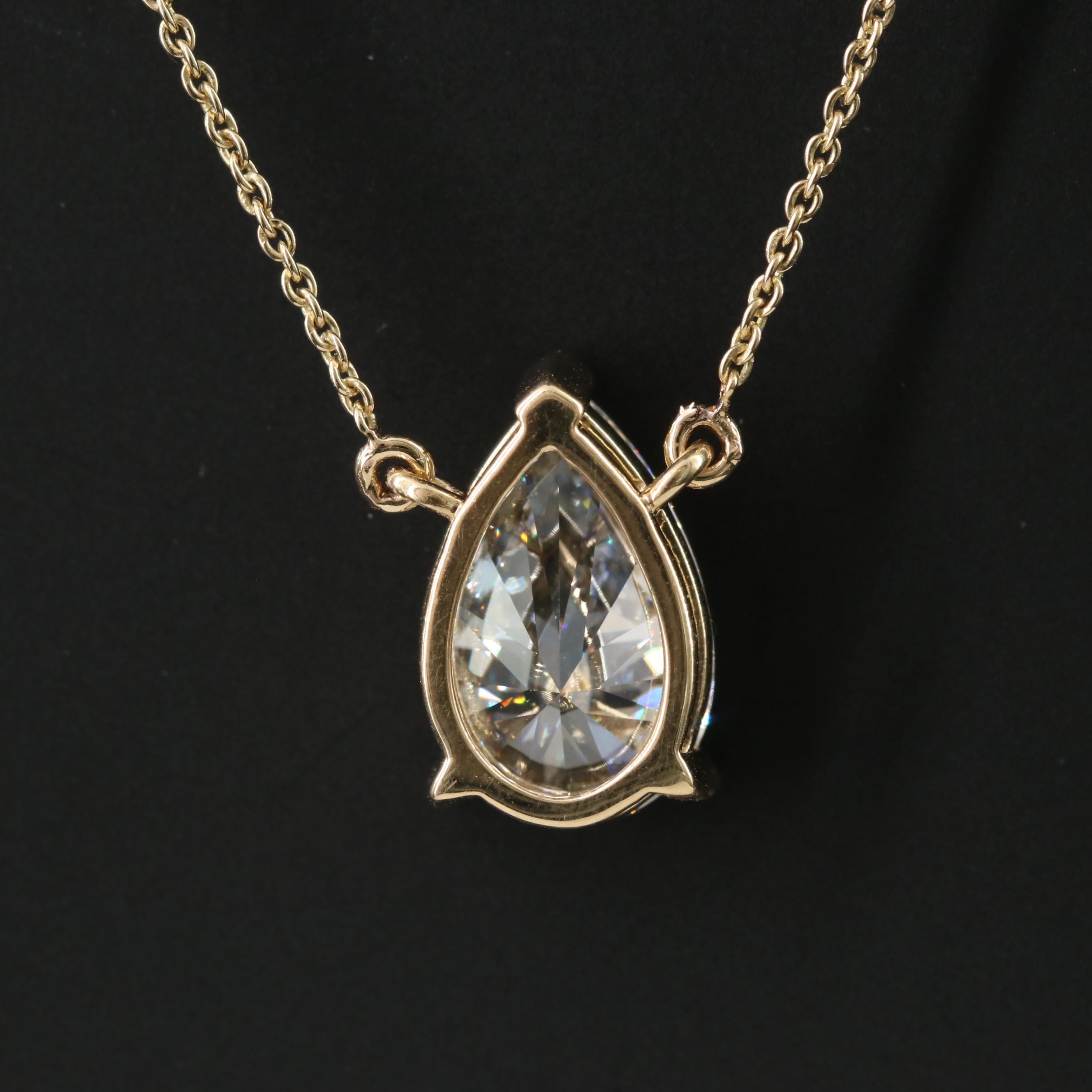 18K 3.05 CT Lab Grown Diamond Solitaire Necklace with IGI Report