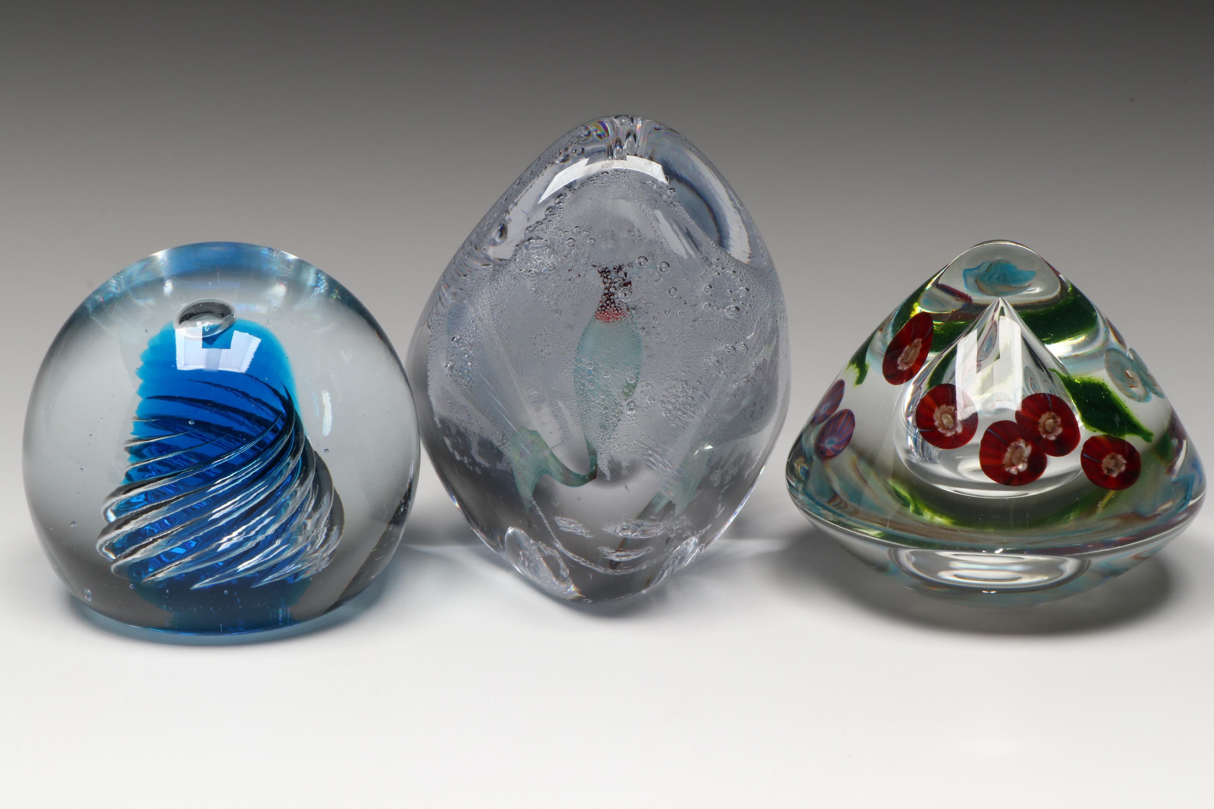 Blenko, Kuhn Studios, Artist Signed and More Glass Paperweights