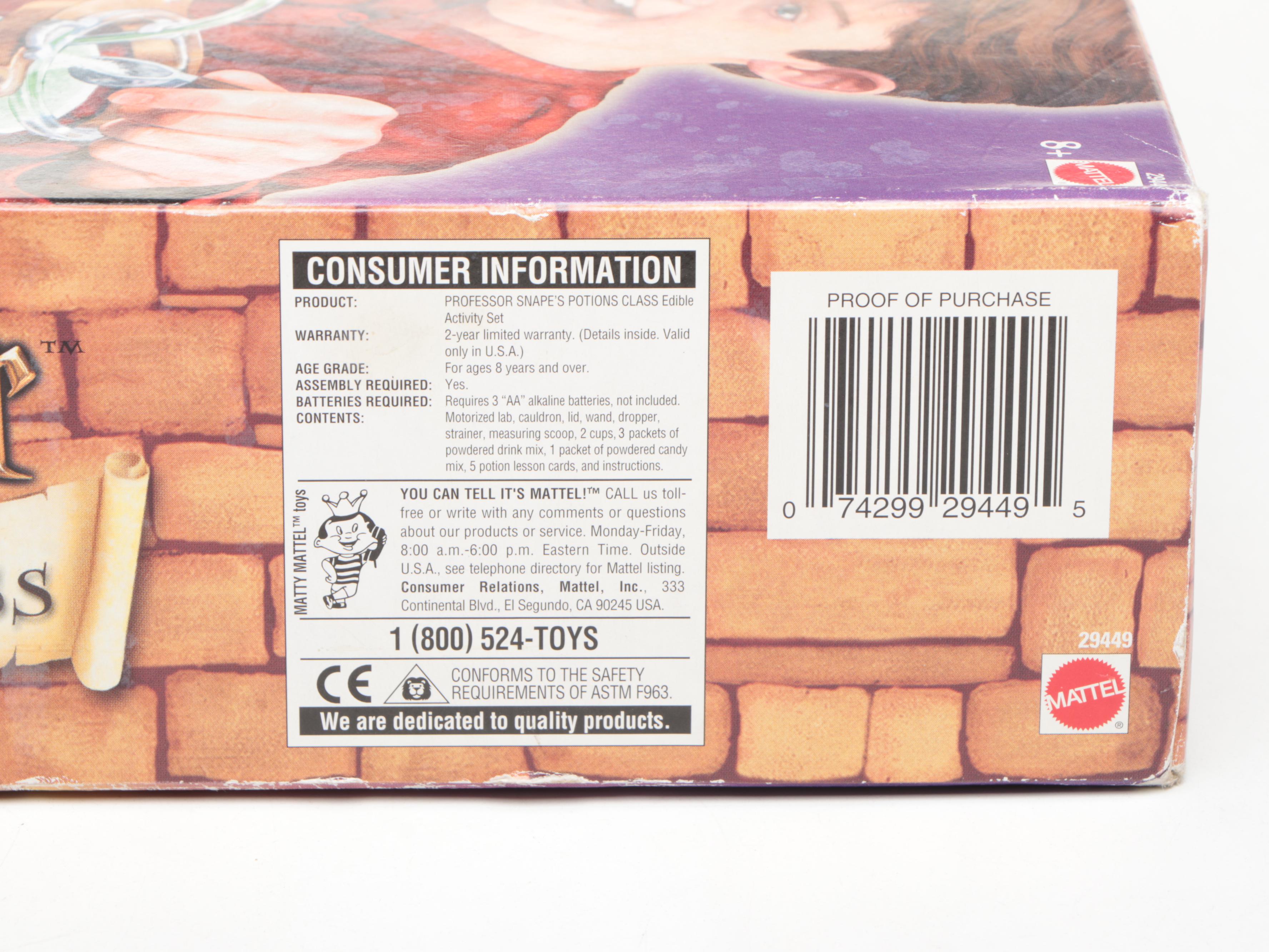 "Mystery at Hogwarts" Board Game and "Harry Potter Potions Class" Activity Set